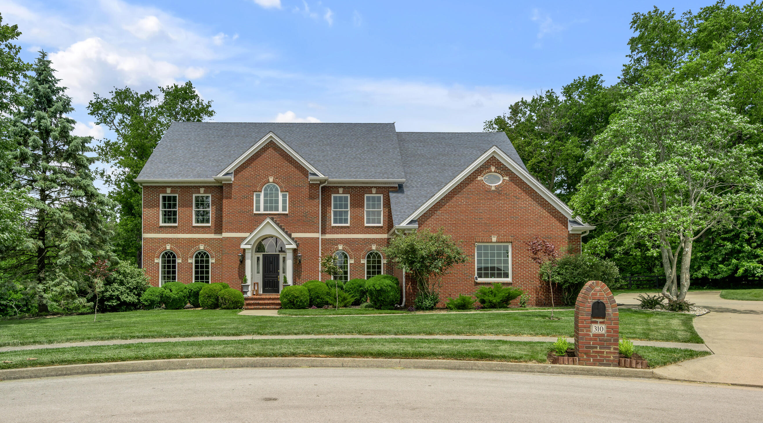 310 Ironwood Circle Property Photo 1