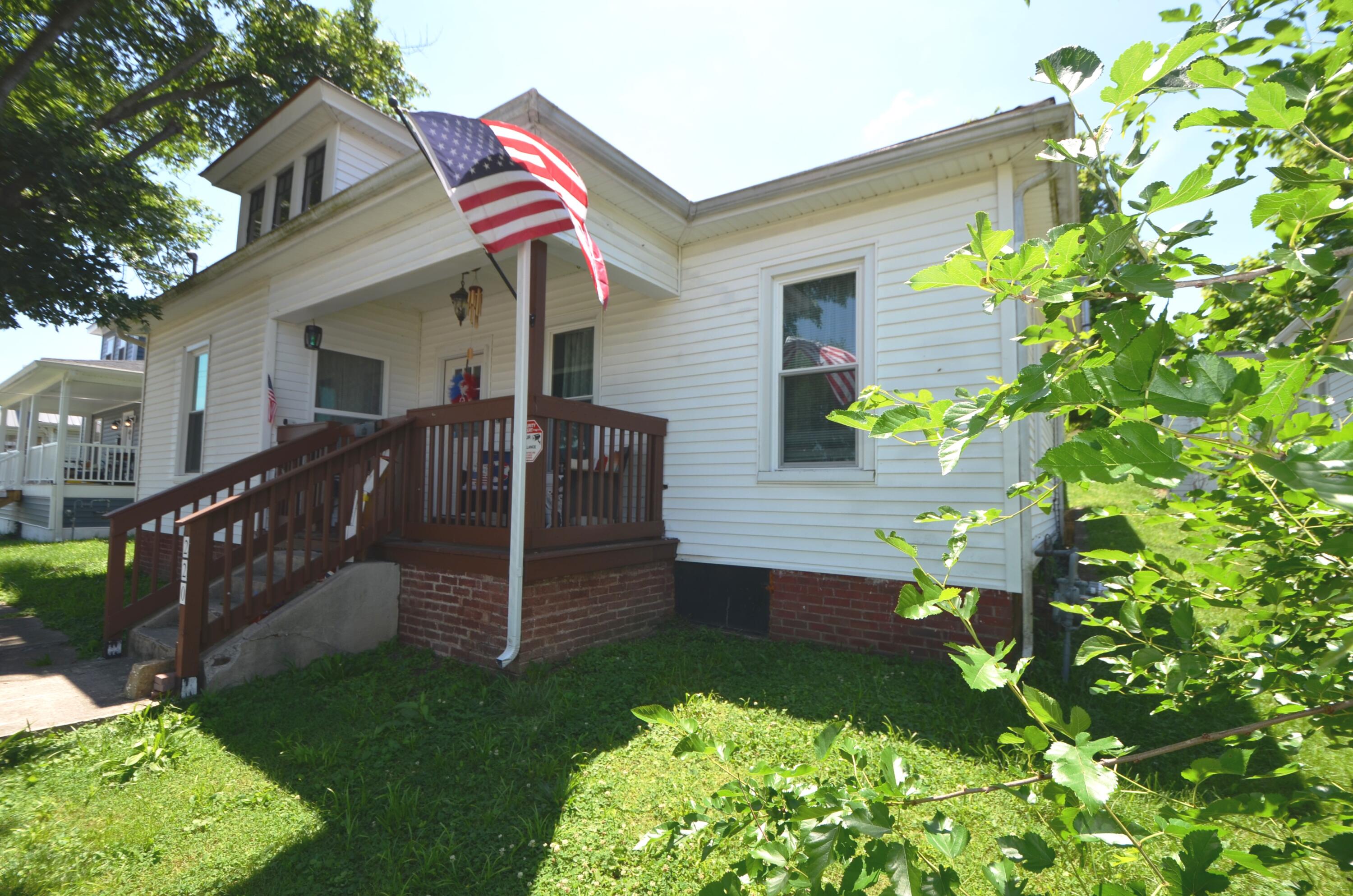 220 E Office Street Property Photo 5