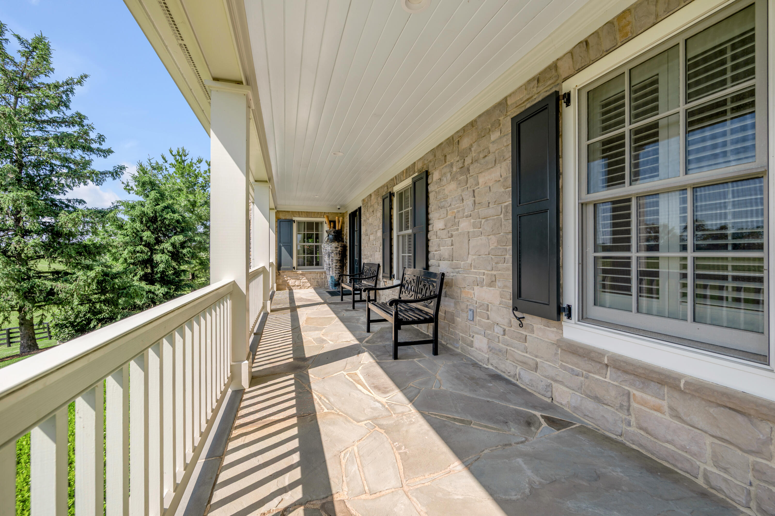 595 Moores Mill Road Property Photo 6
