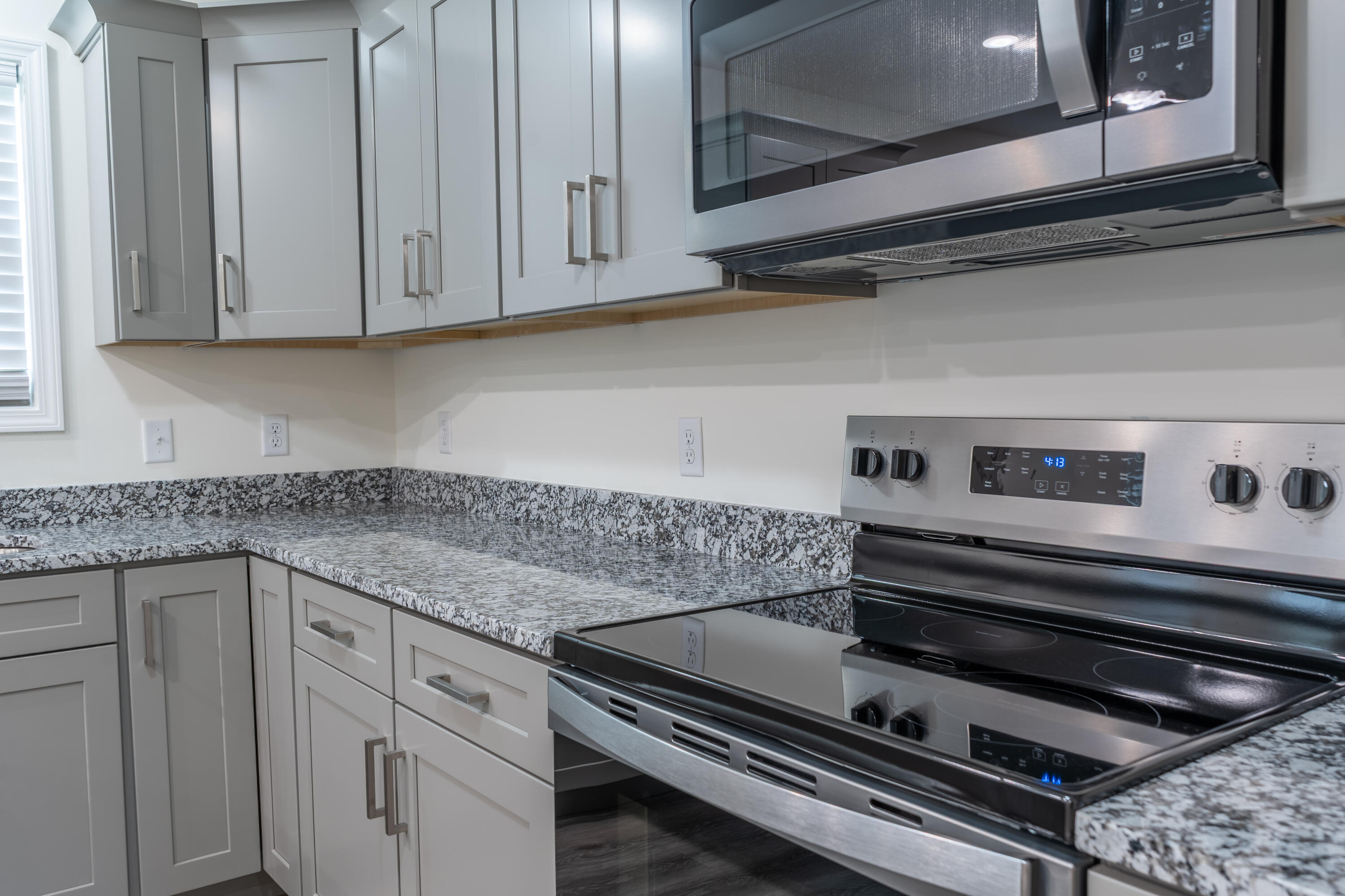 161 Central Park Avenue Property Photo 14