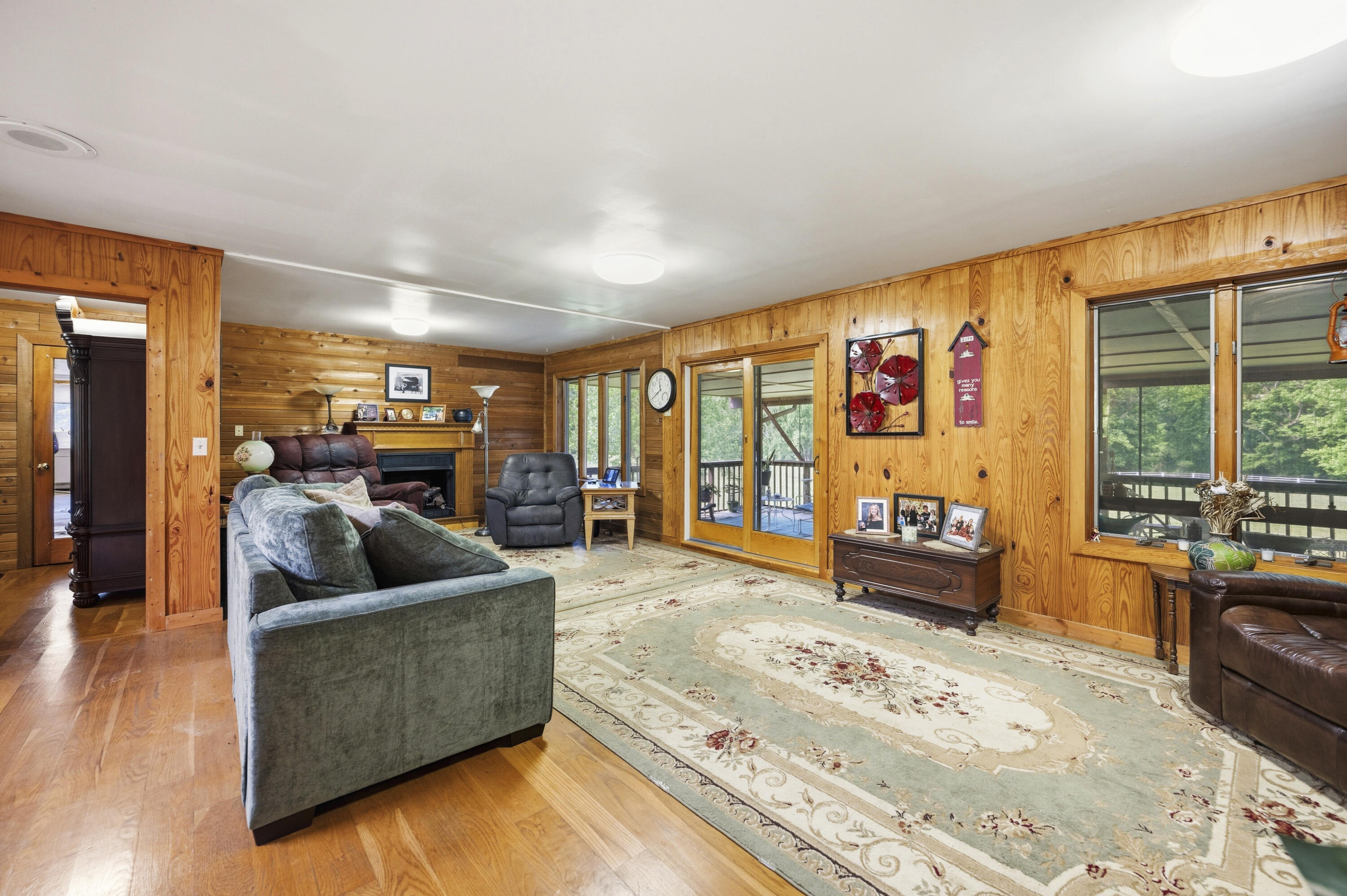 3700 River Drive Property Photo 14