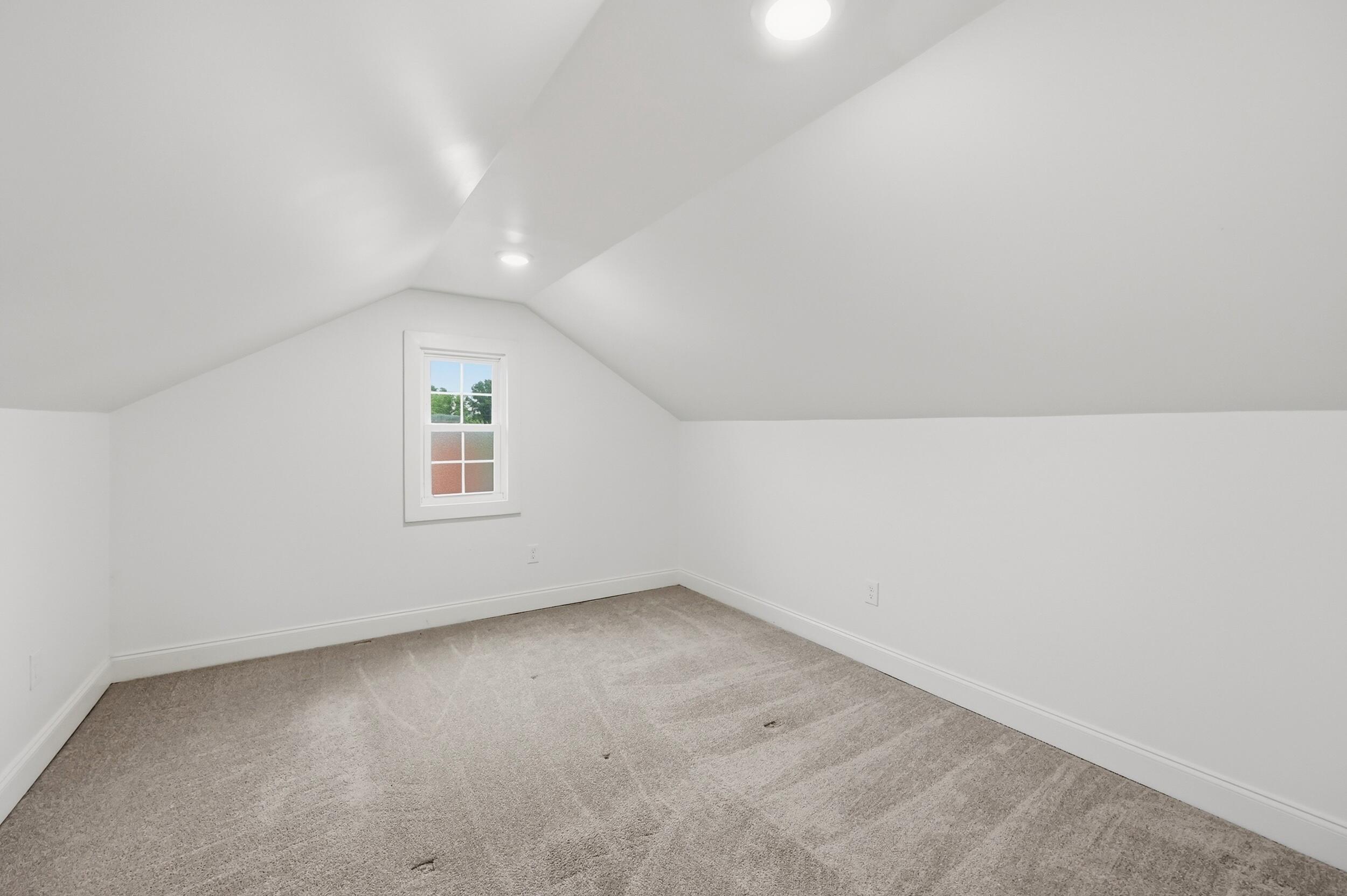310 Cassidy Avenue Property Photo 33