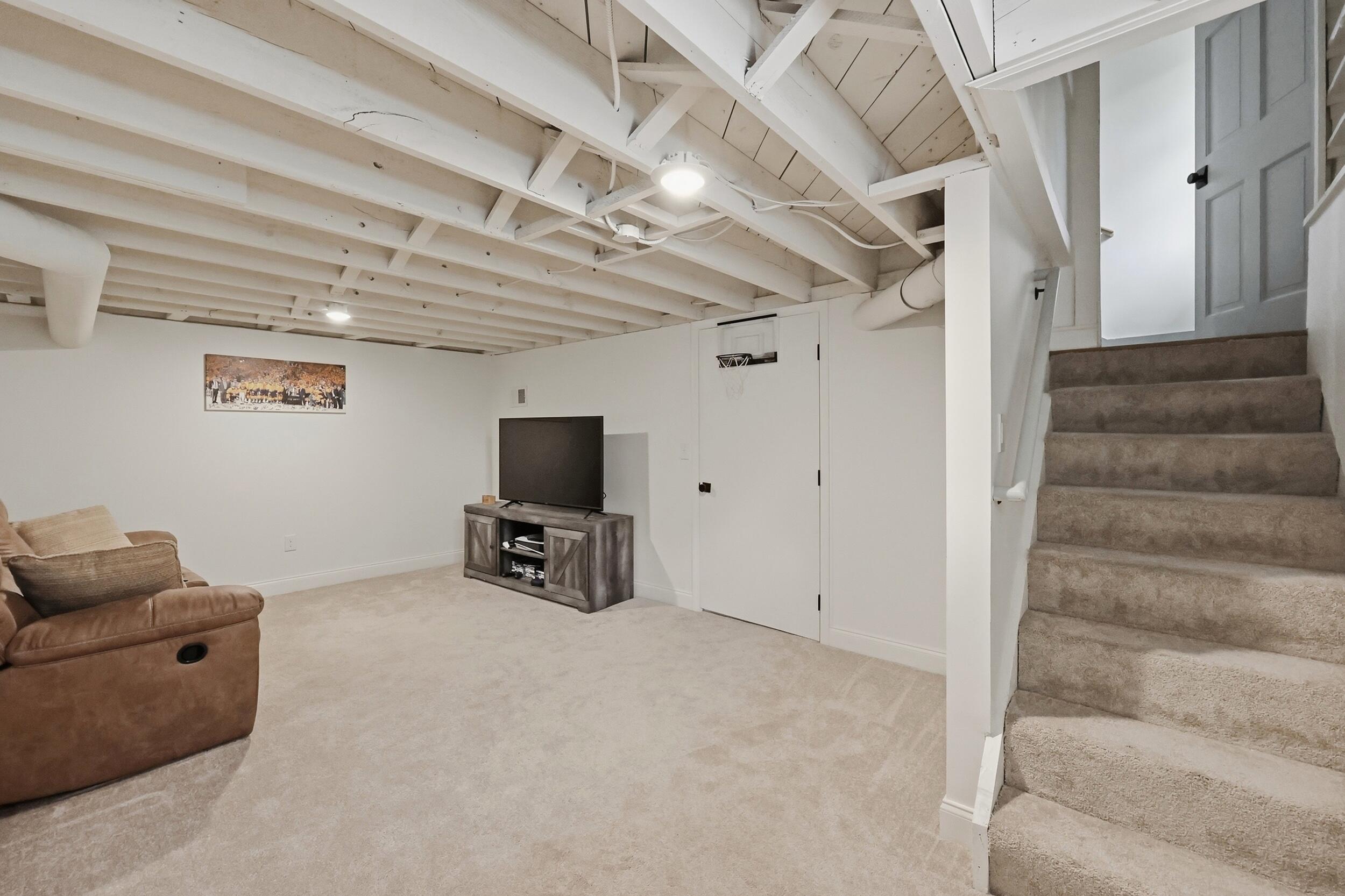 310 Cassidy Avenue Property Photo 35