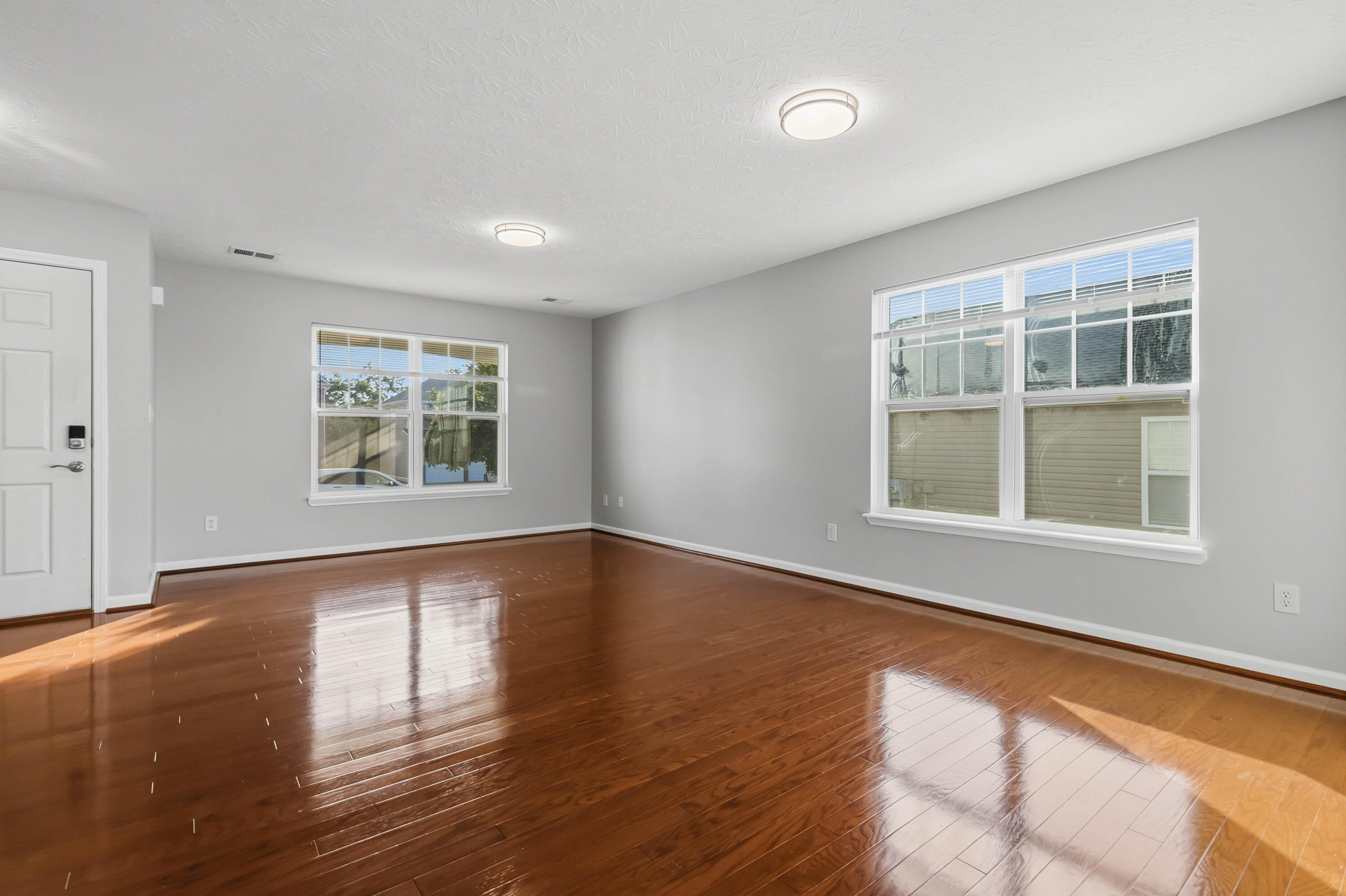 971 Cobble Drive Property Photo 14