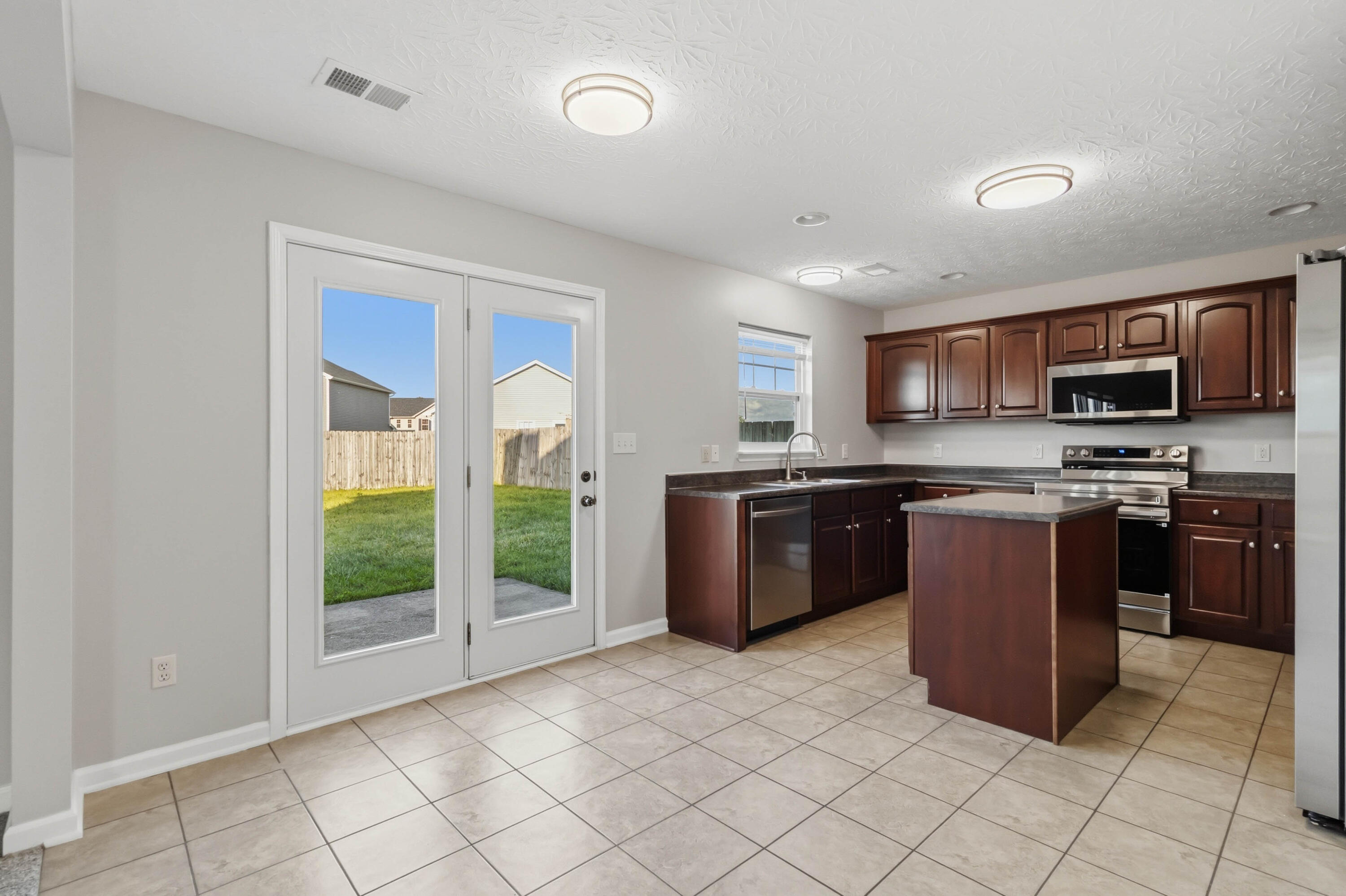 971 Cobble Drive Property Photo 23