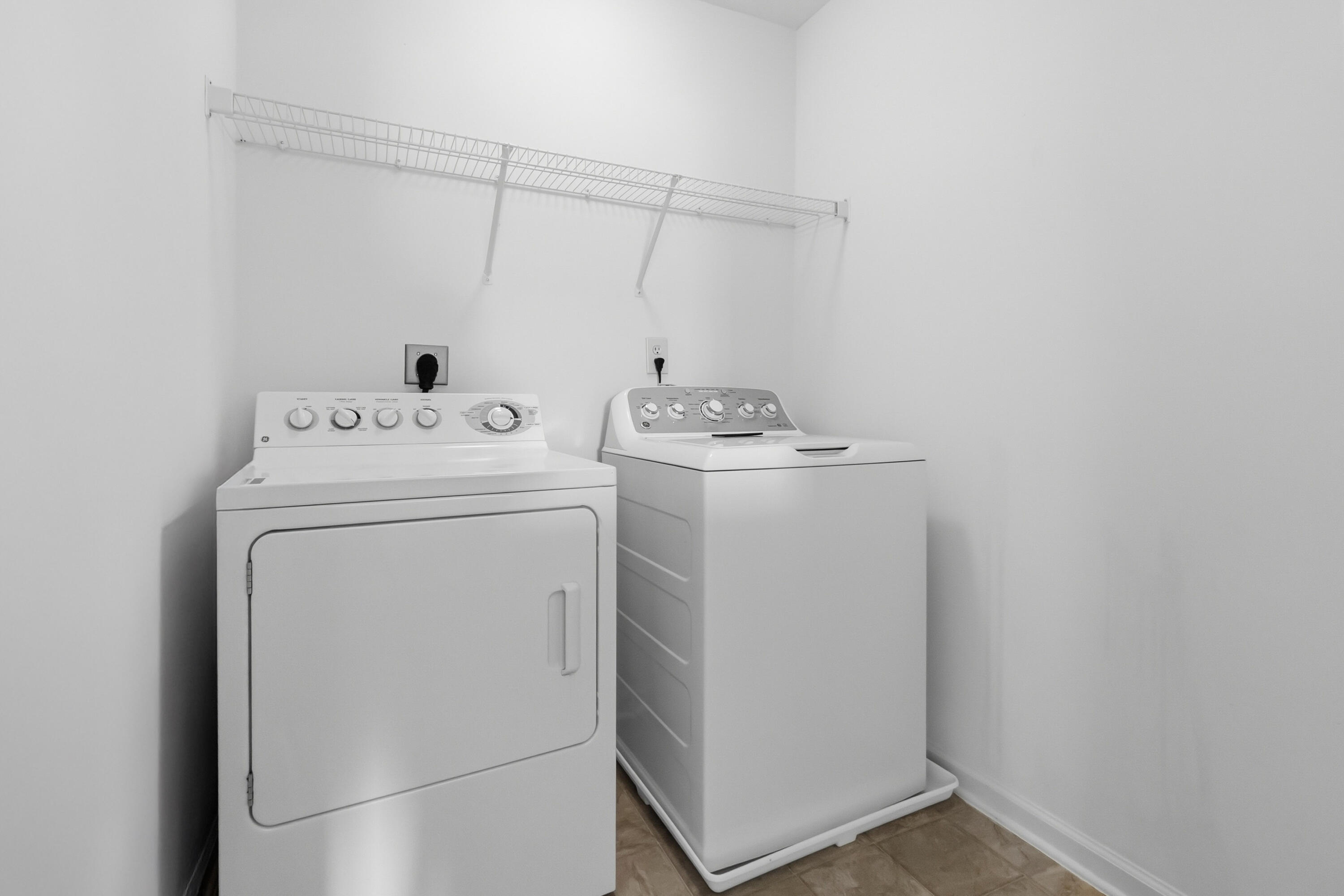 971 Cobble Drive Property Photo 39