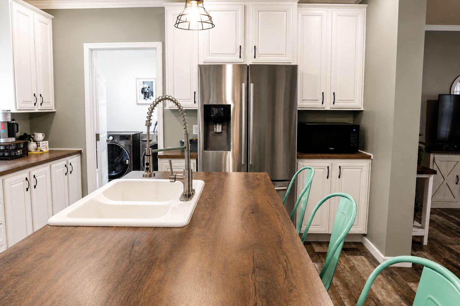 458 Justice Branch Property Photo 4