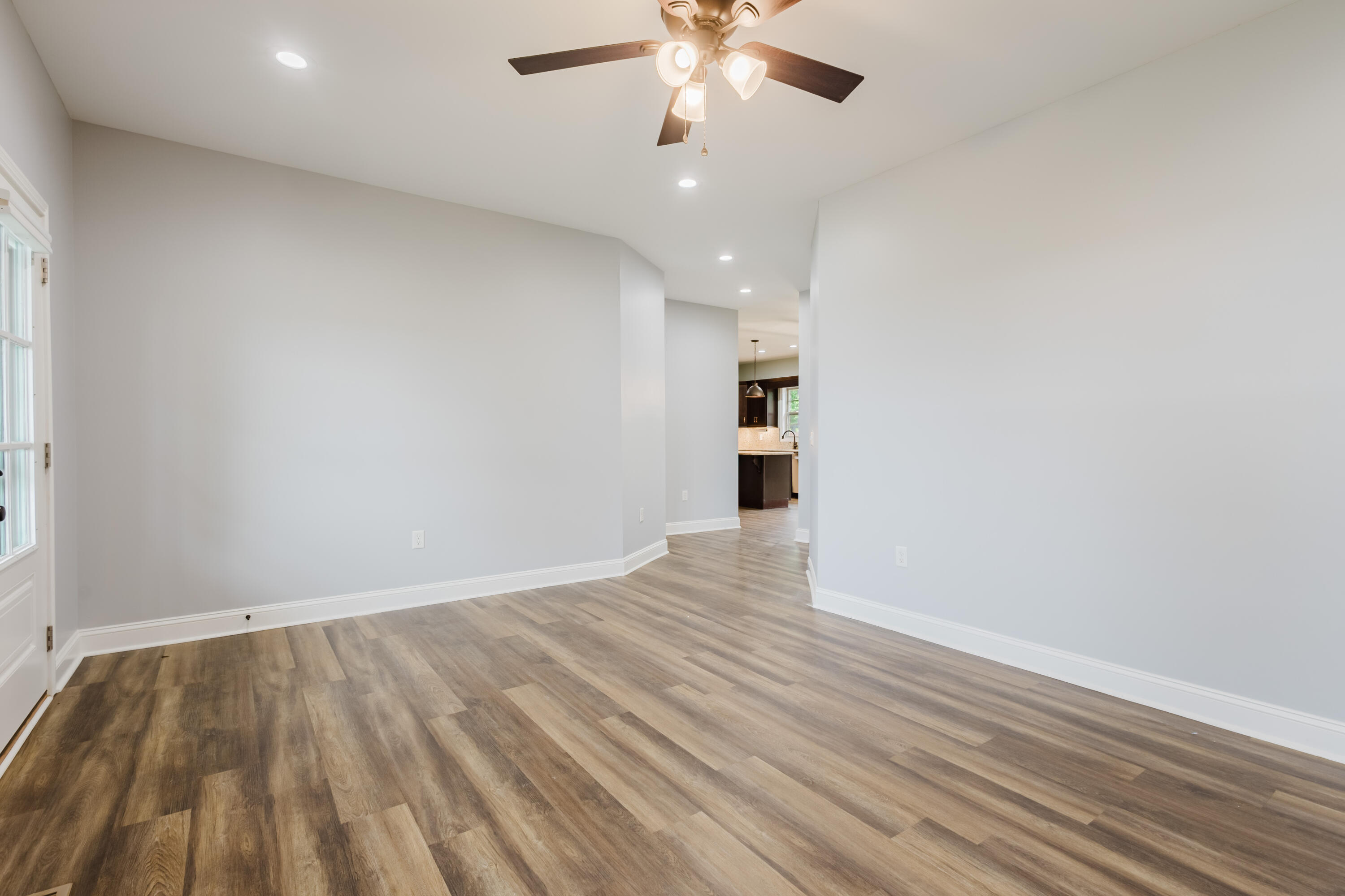 248 Tahoe Way Property Photo 14