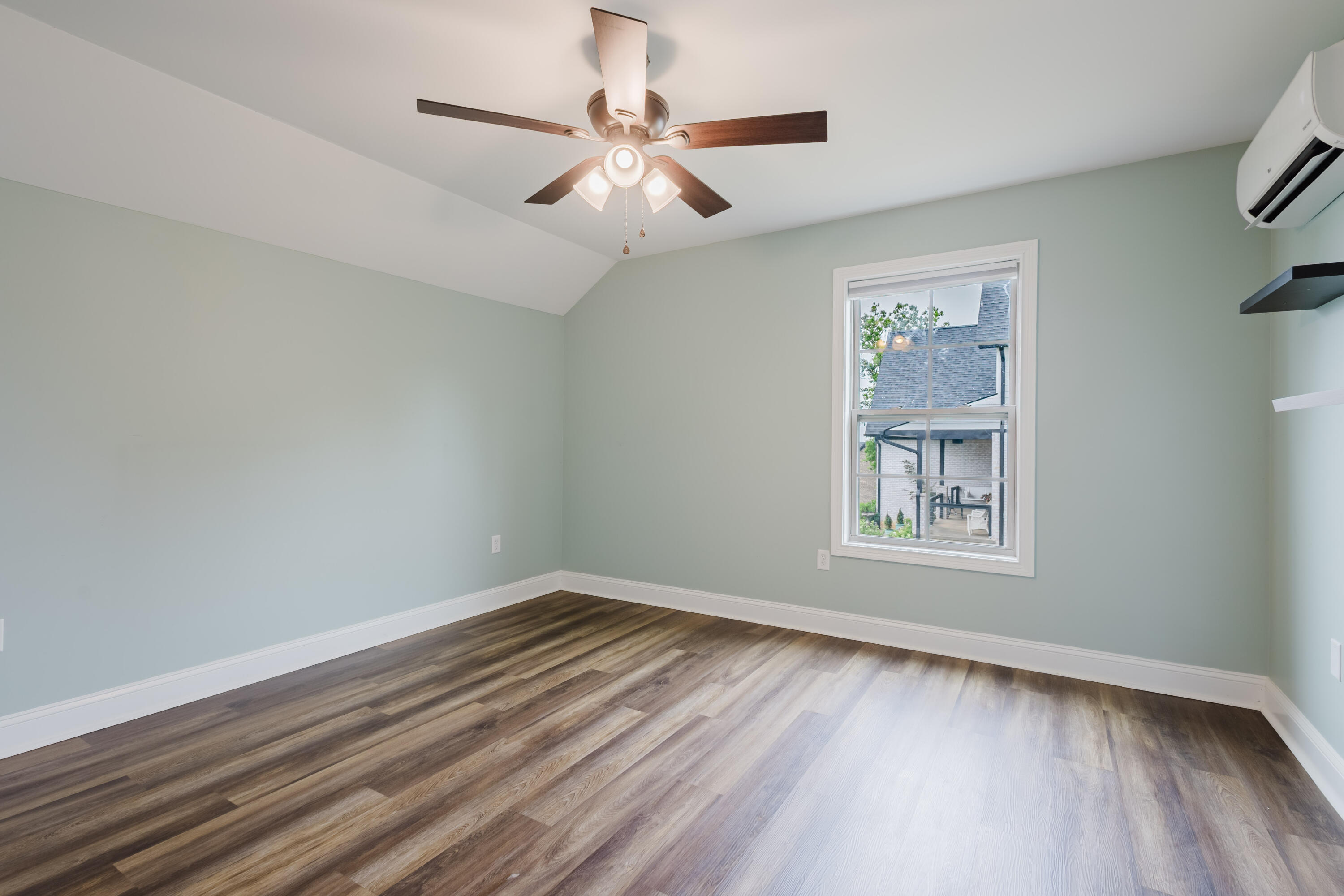 248 Tahoe Way Property Photo 45