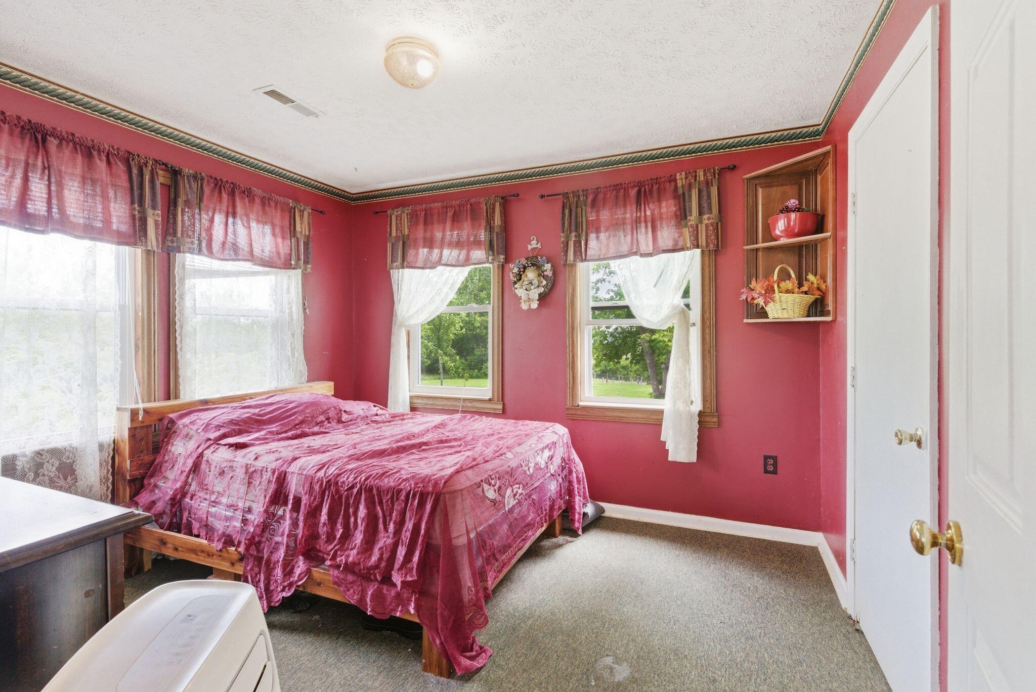 1225 Rooster Run Road Property Photo 12