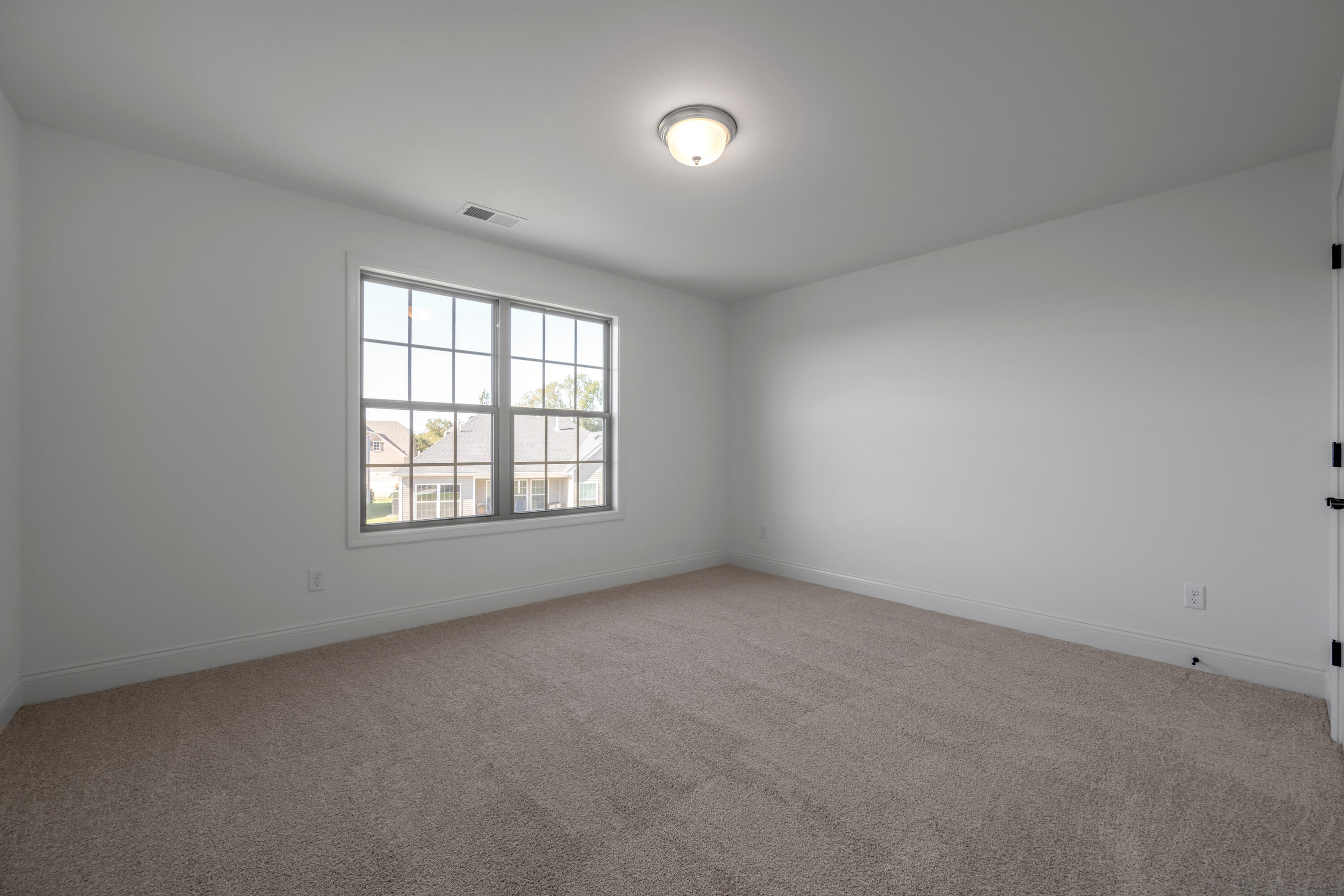 2005 Geneva Place Property Photo 16