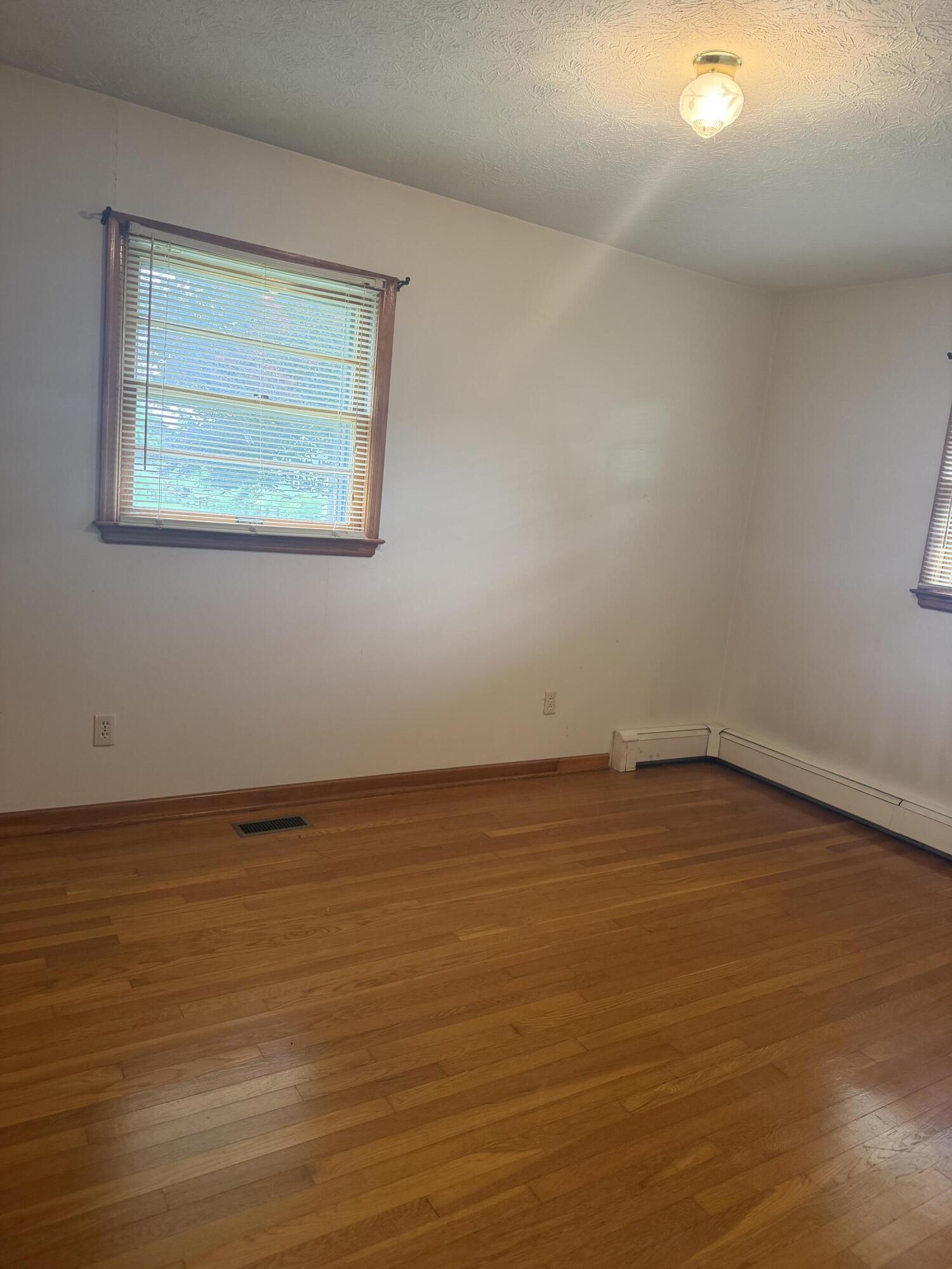 2544 Curtis Pike Property Photo 12
