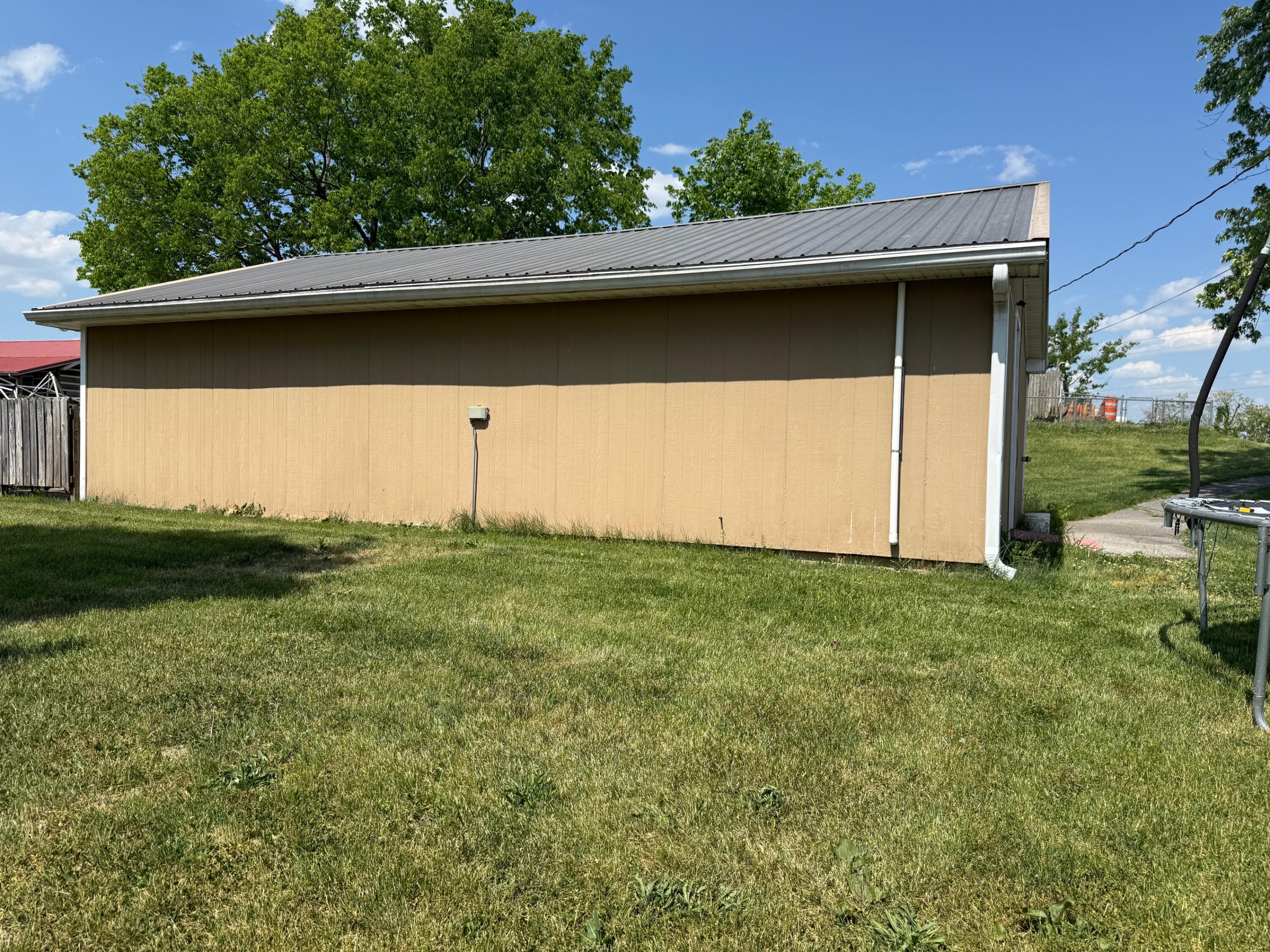 5374 Lexington Road Property Photo 3