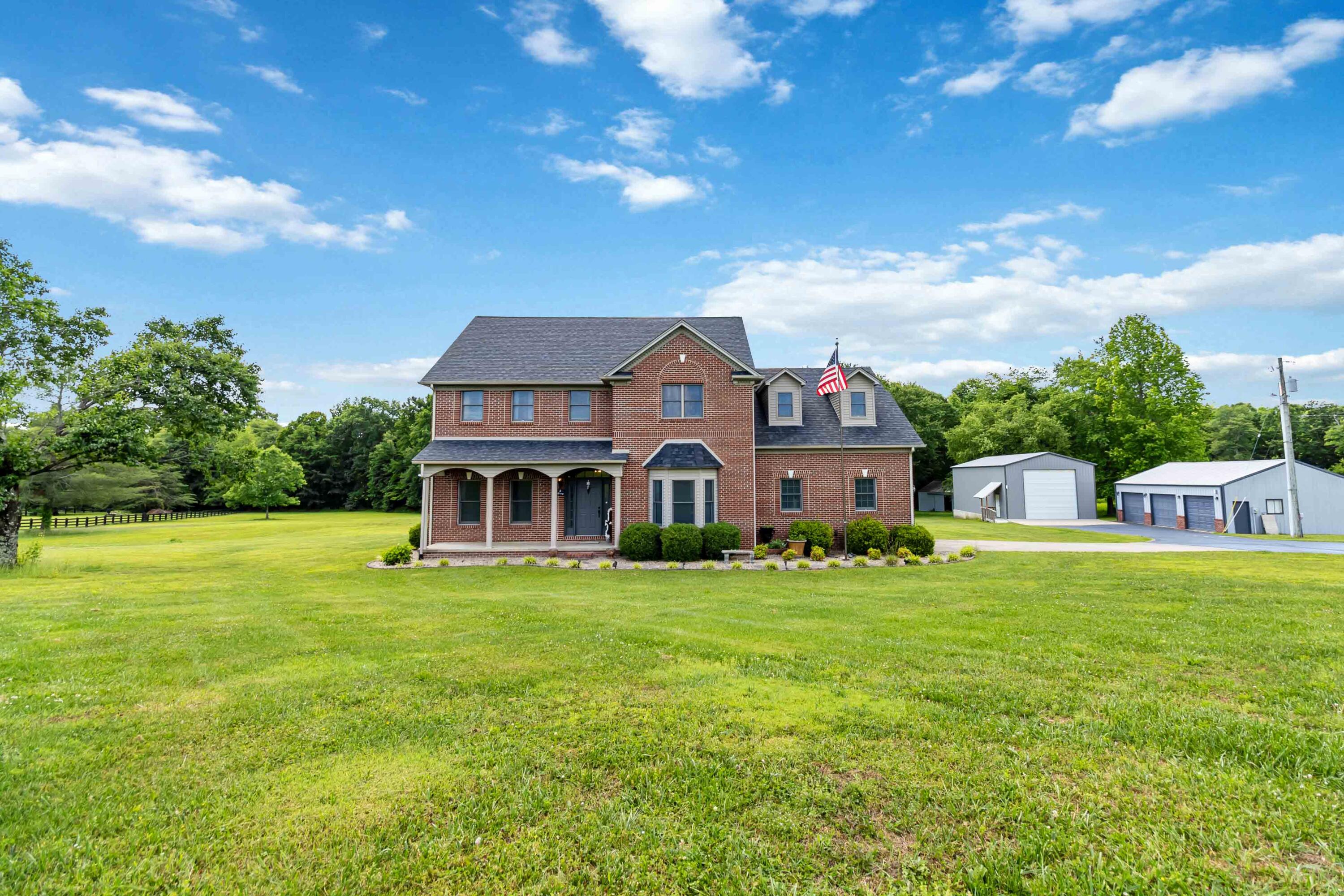 342 Silver Eagle Drive Property Photo 4