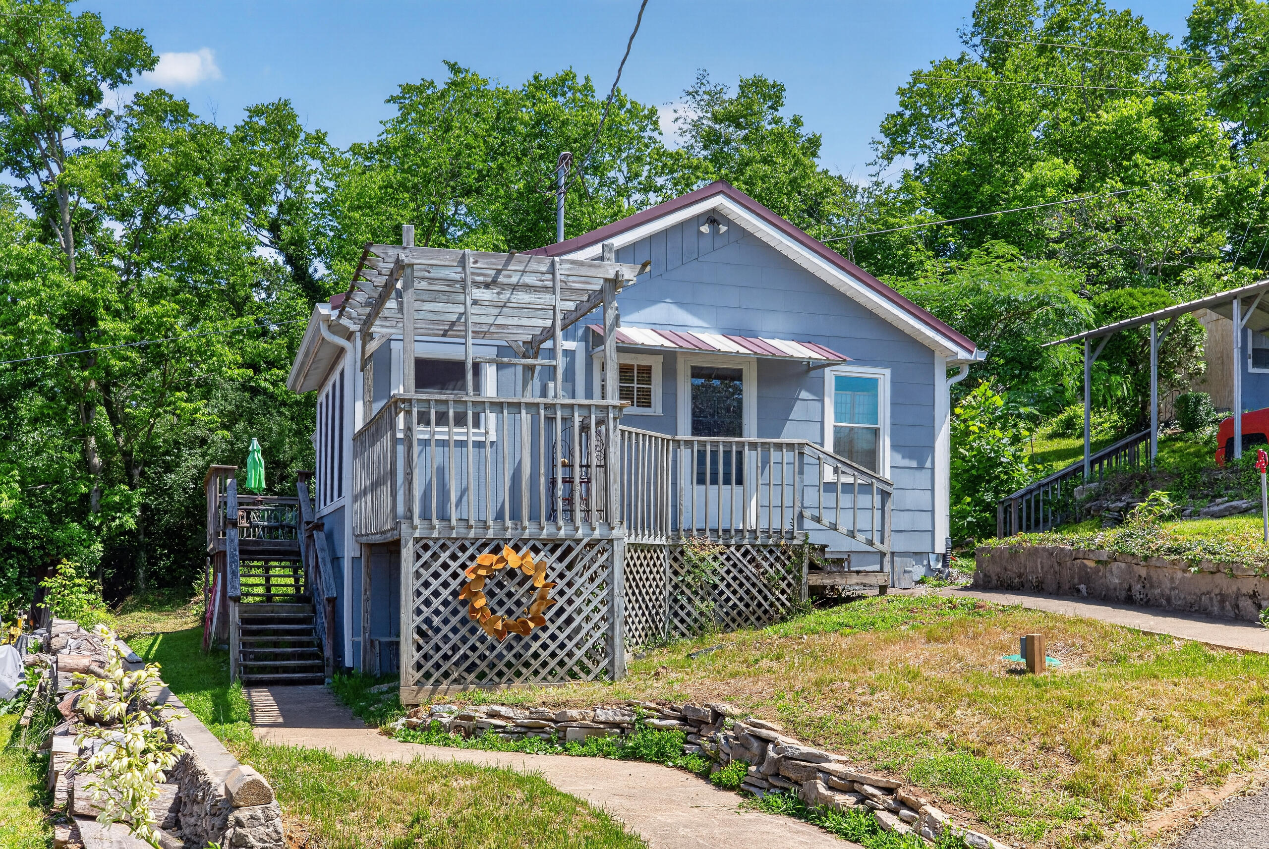 900 Hagers Camp Road Property Photo 1