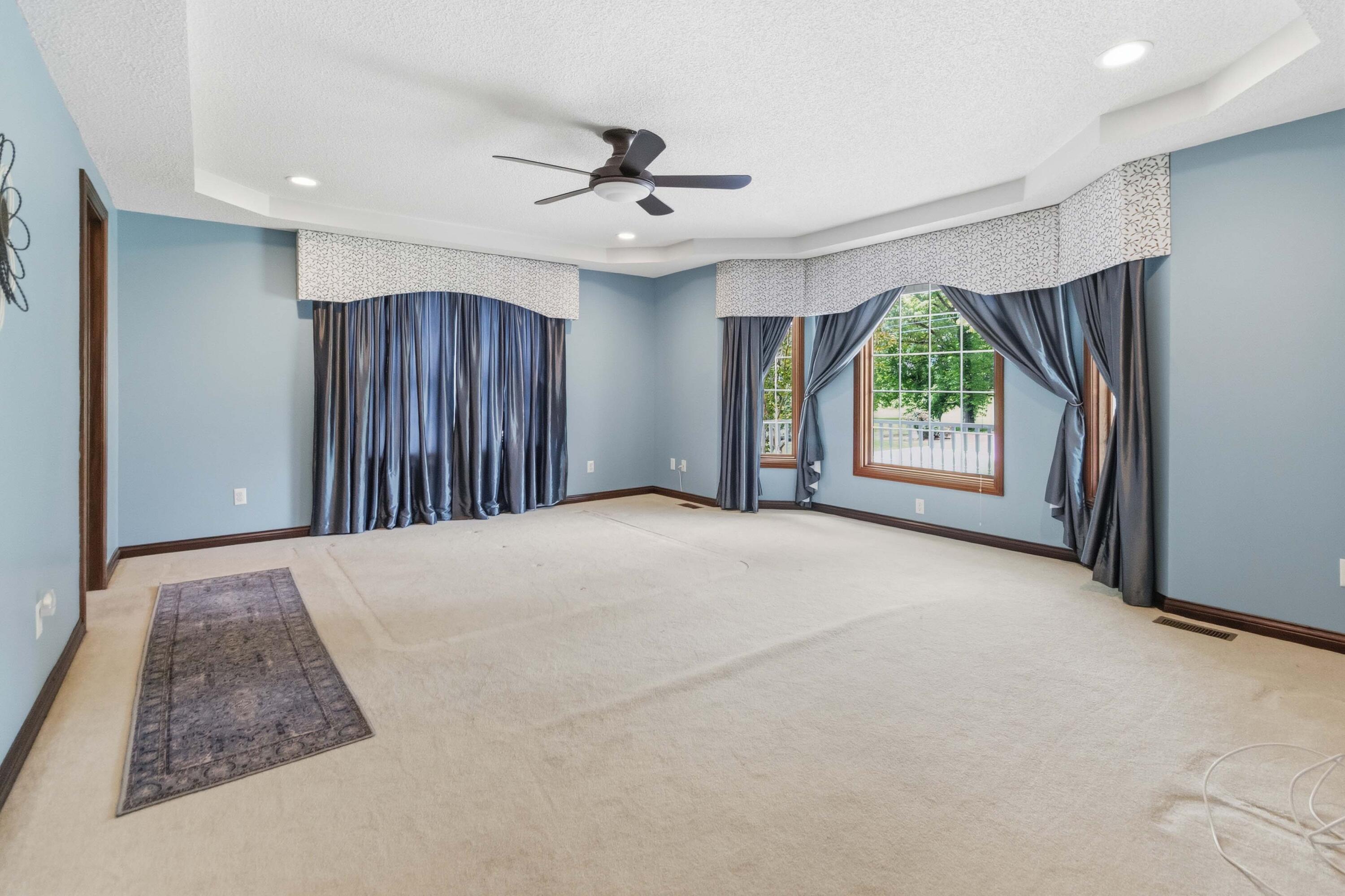 414 Lake Forest Drive Property Photo 39