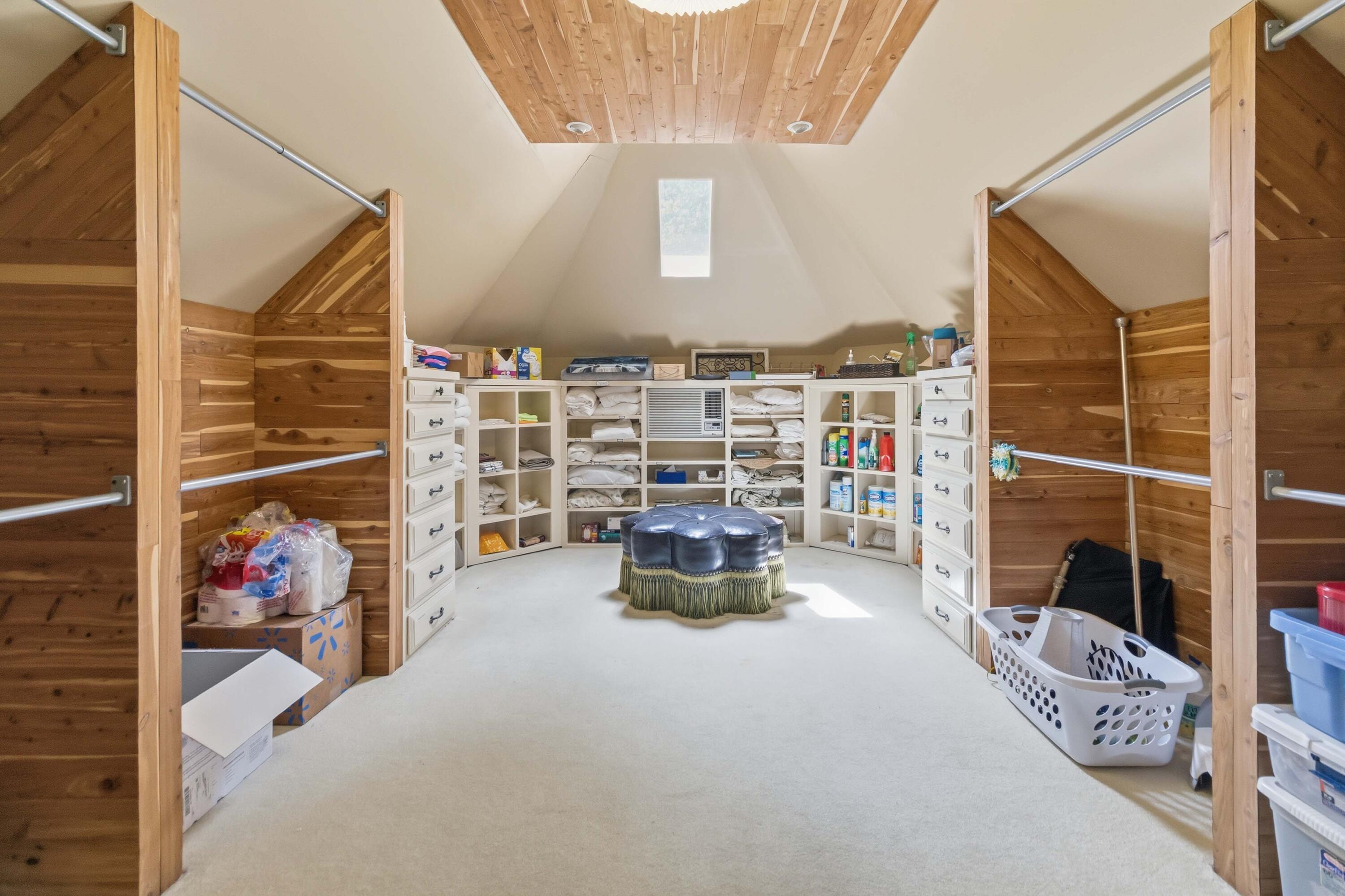 414 Lake Forest Drive Property Photo 43
