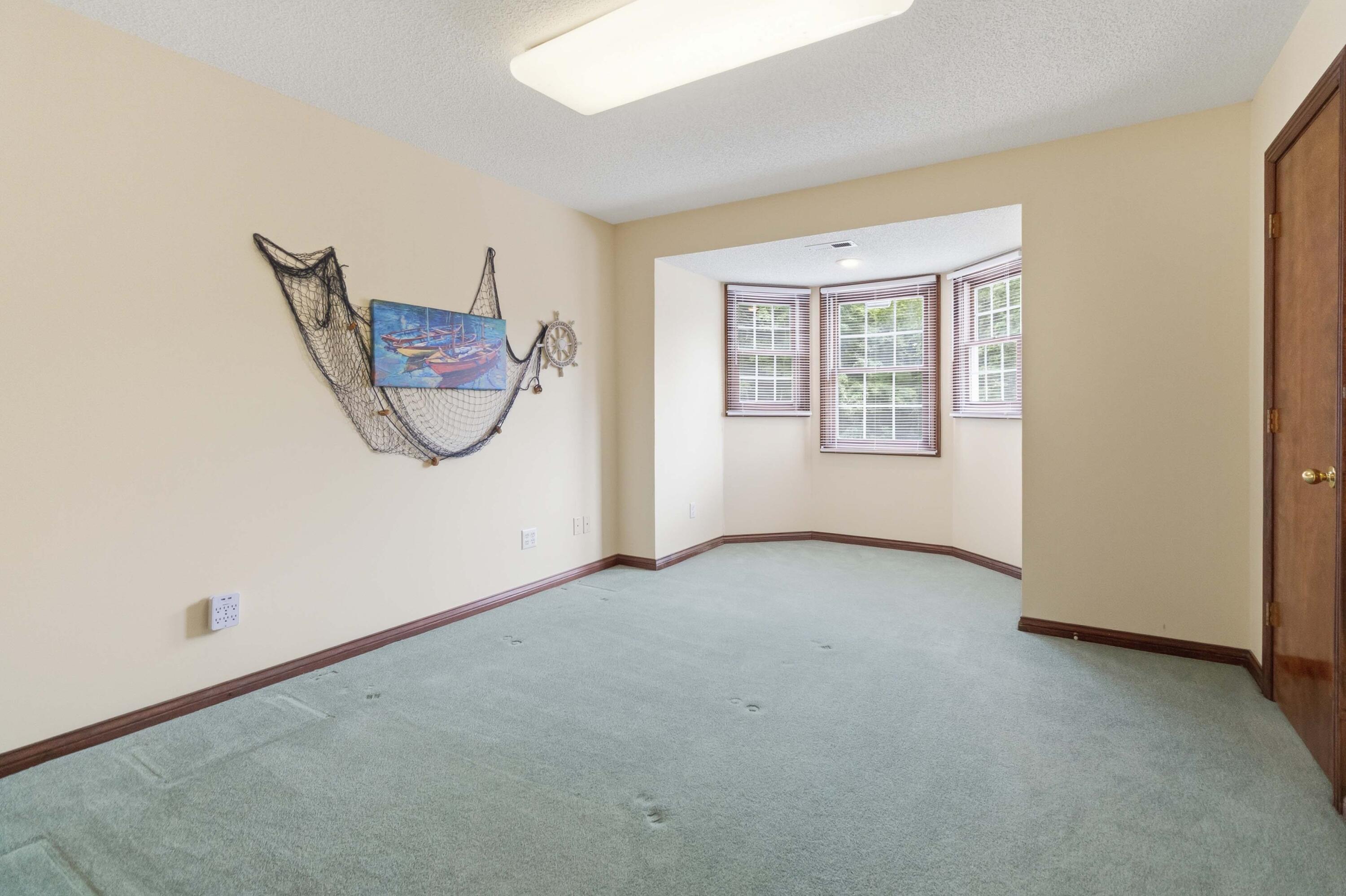 414 Lake Forest Drive Property Photo 49
