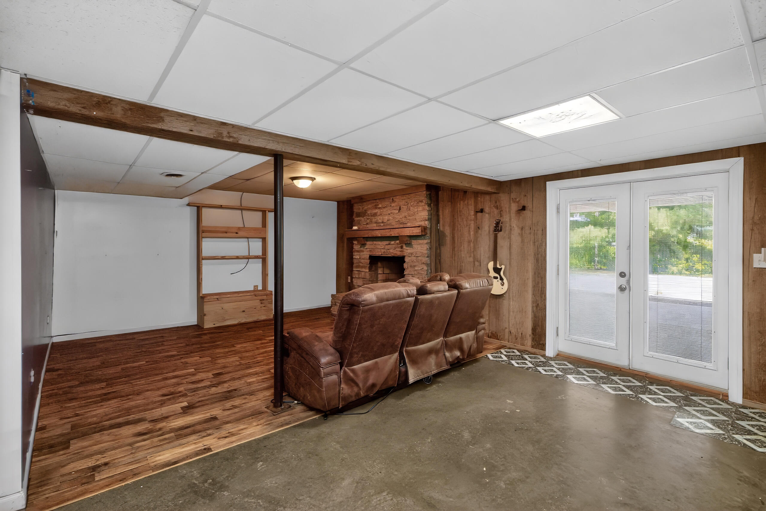 957 Cane Run Road Property Photo 24
