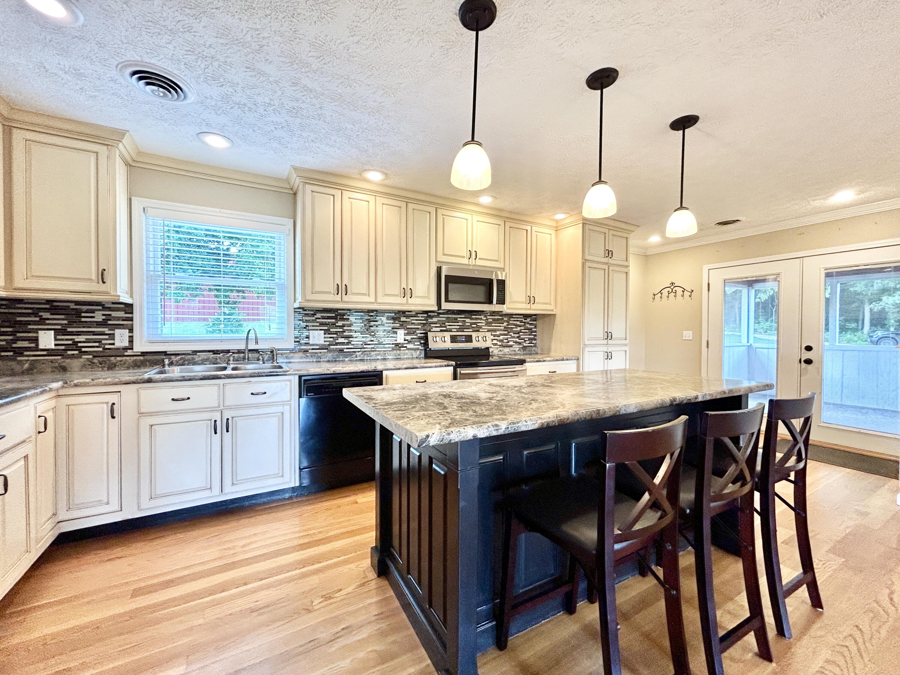 868 Ky-1258 Property Photo 43