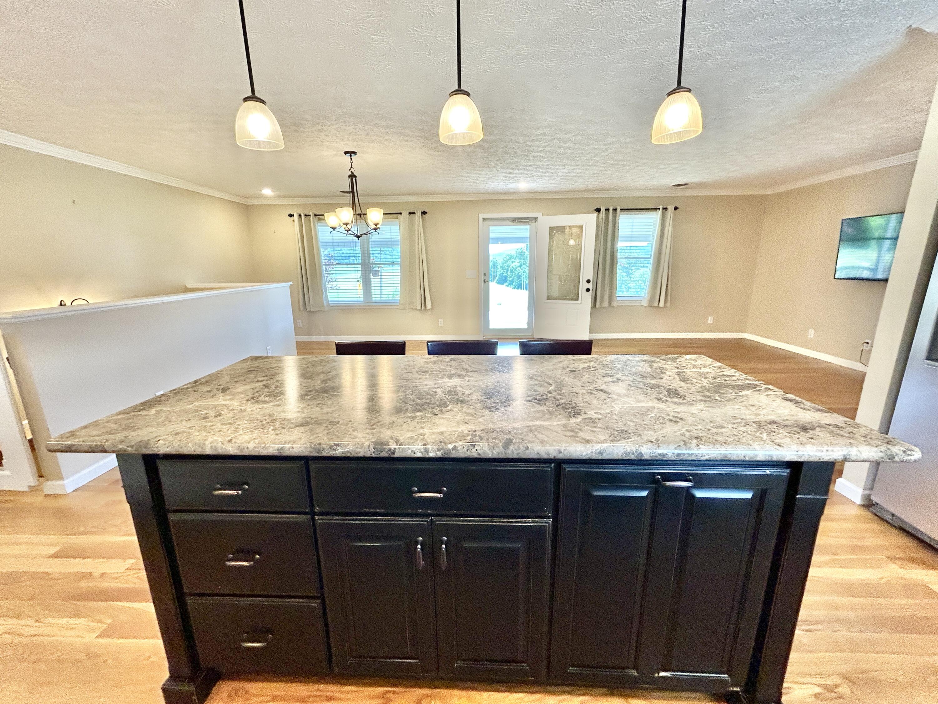 868 Ky-1258 Property Photo 49