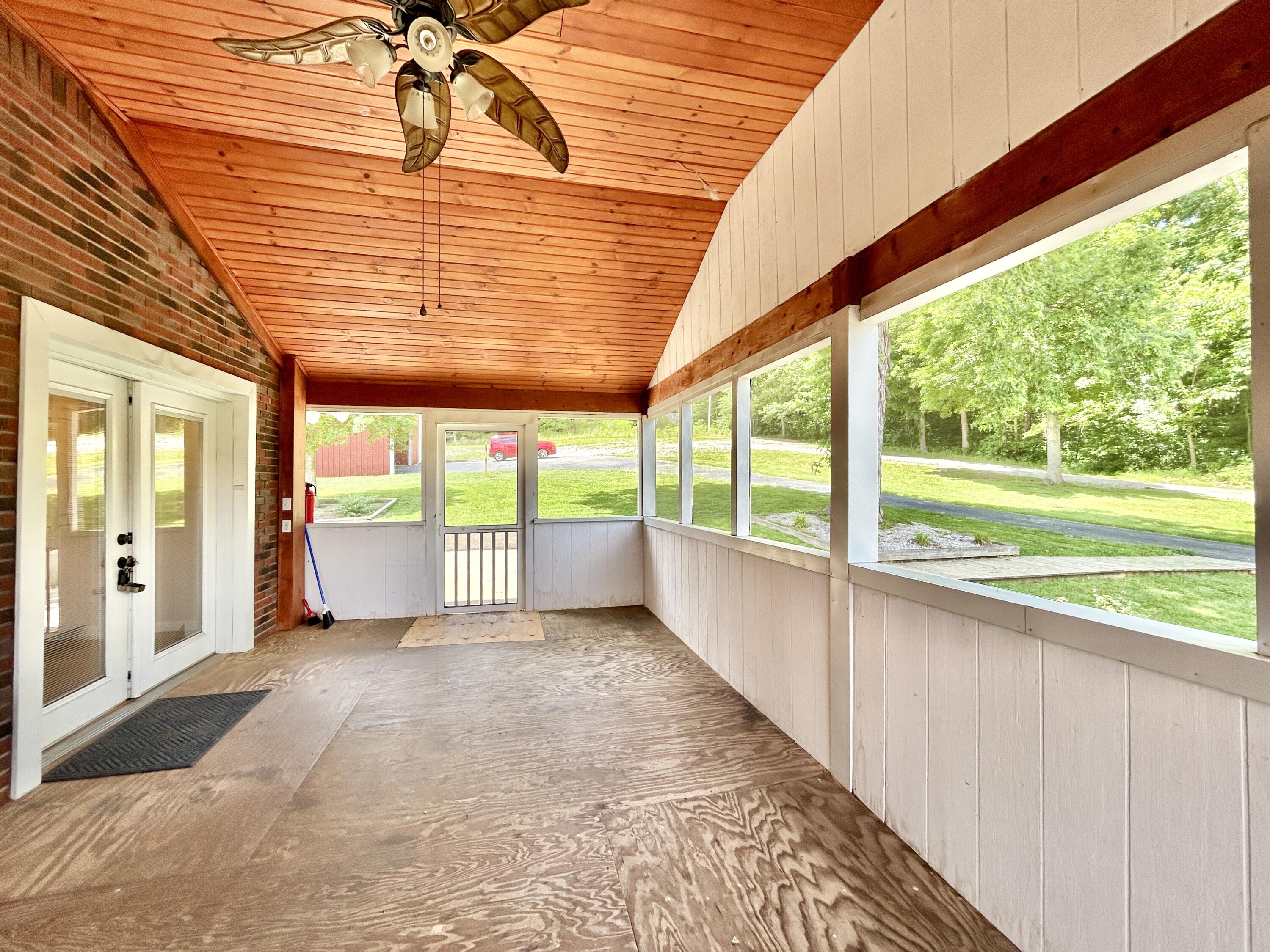 868 Ky-1258 Property Photo 51