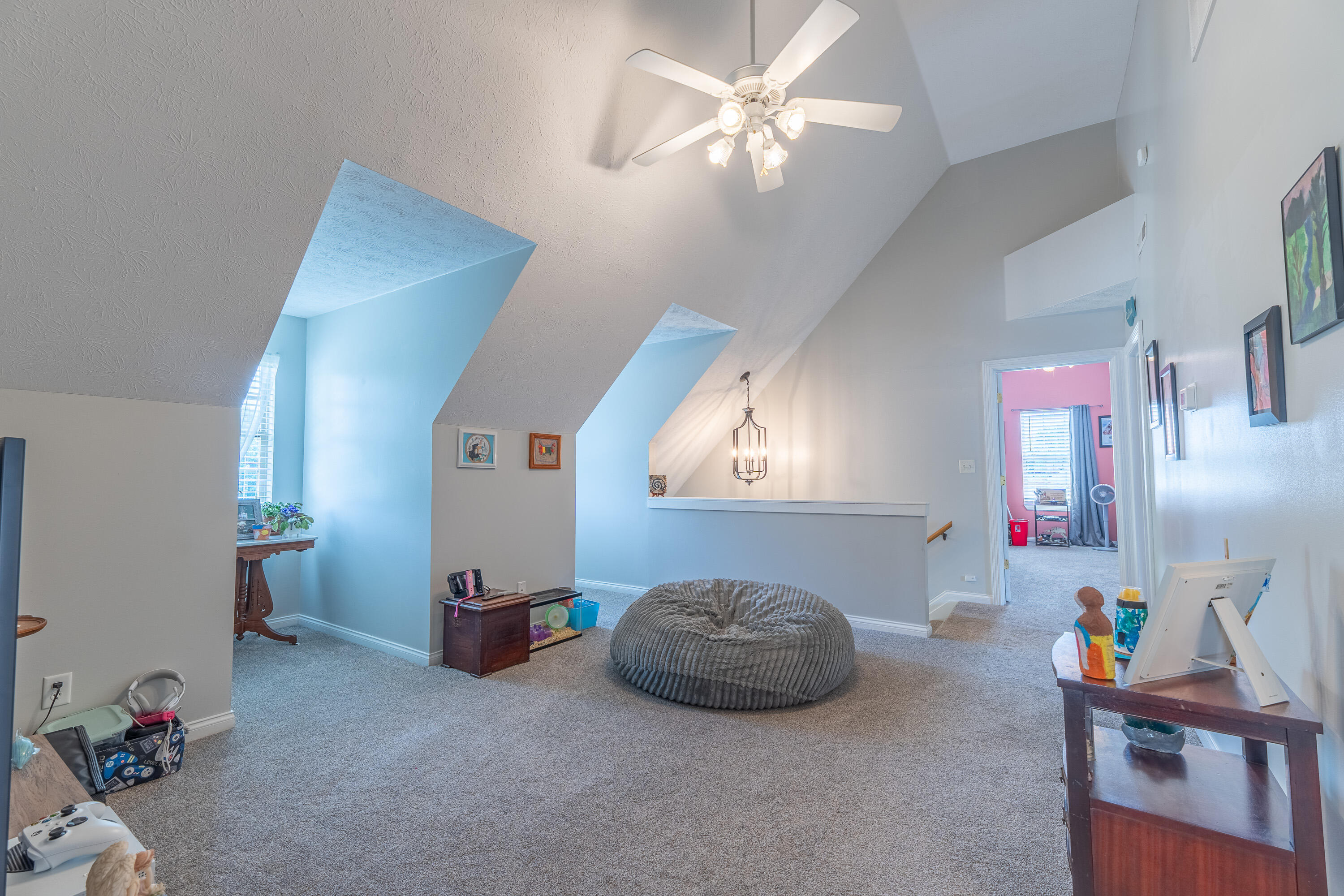 207 Clover Pointe Drive Property Photo 34