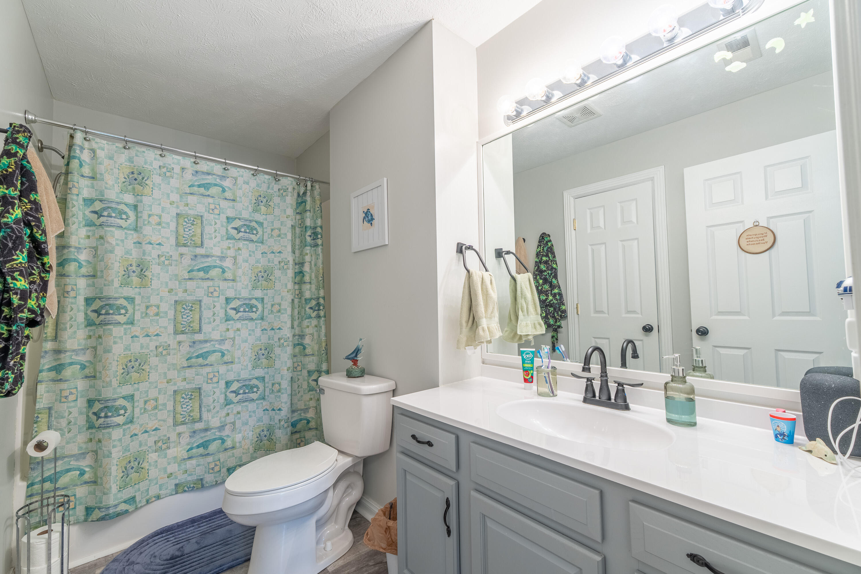 207 Clover Pointe Drive Property Photo 38