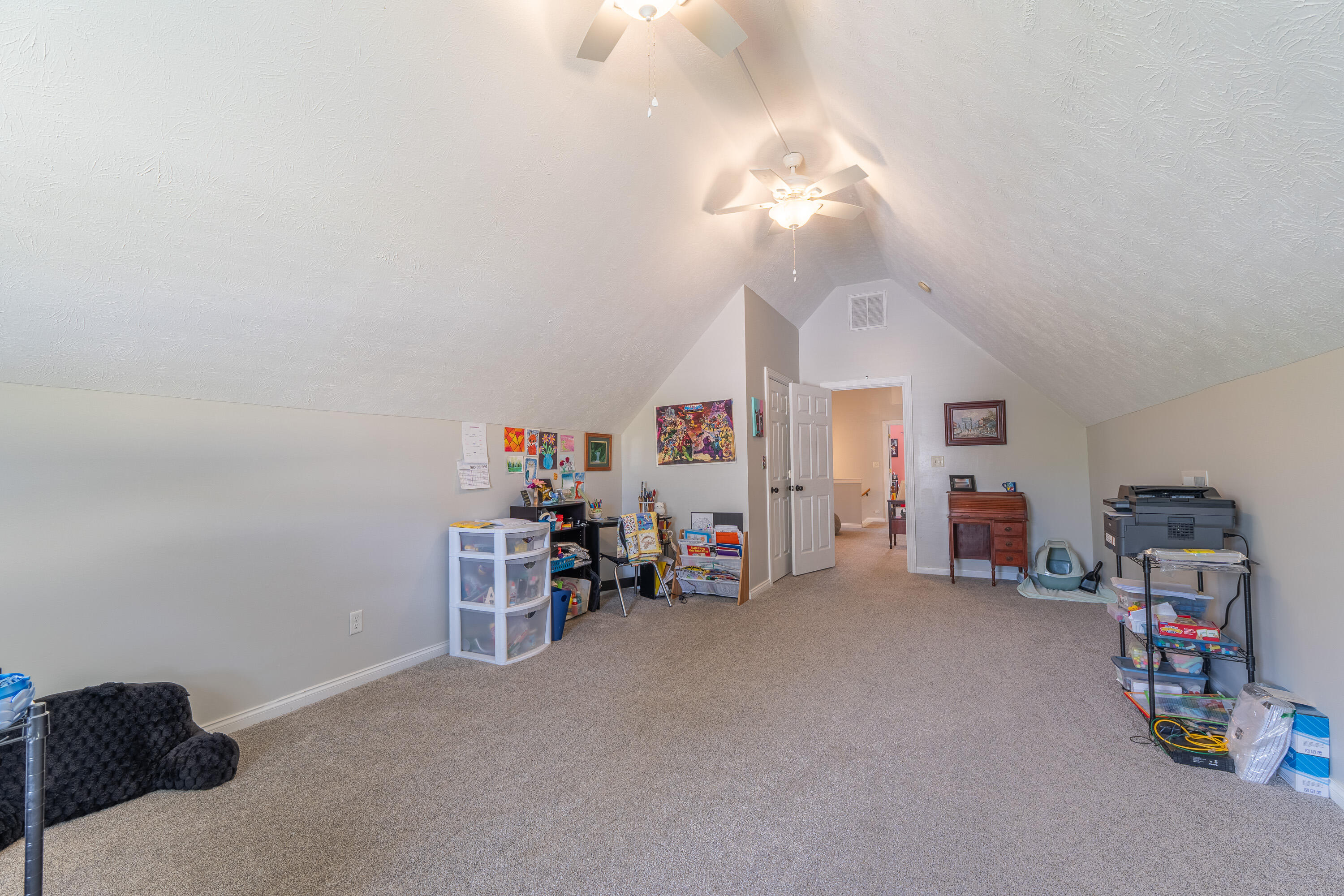 207 Clover Pointe Drive Property Photo 40