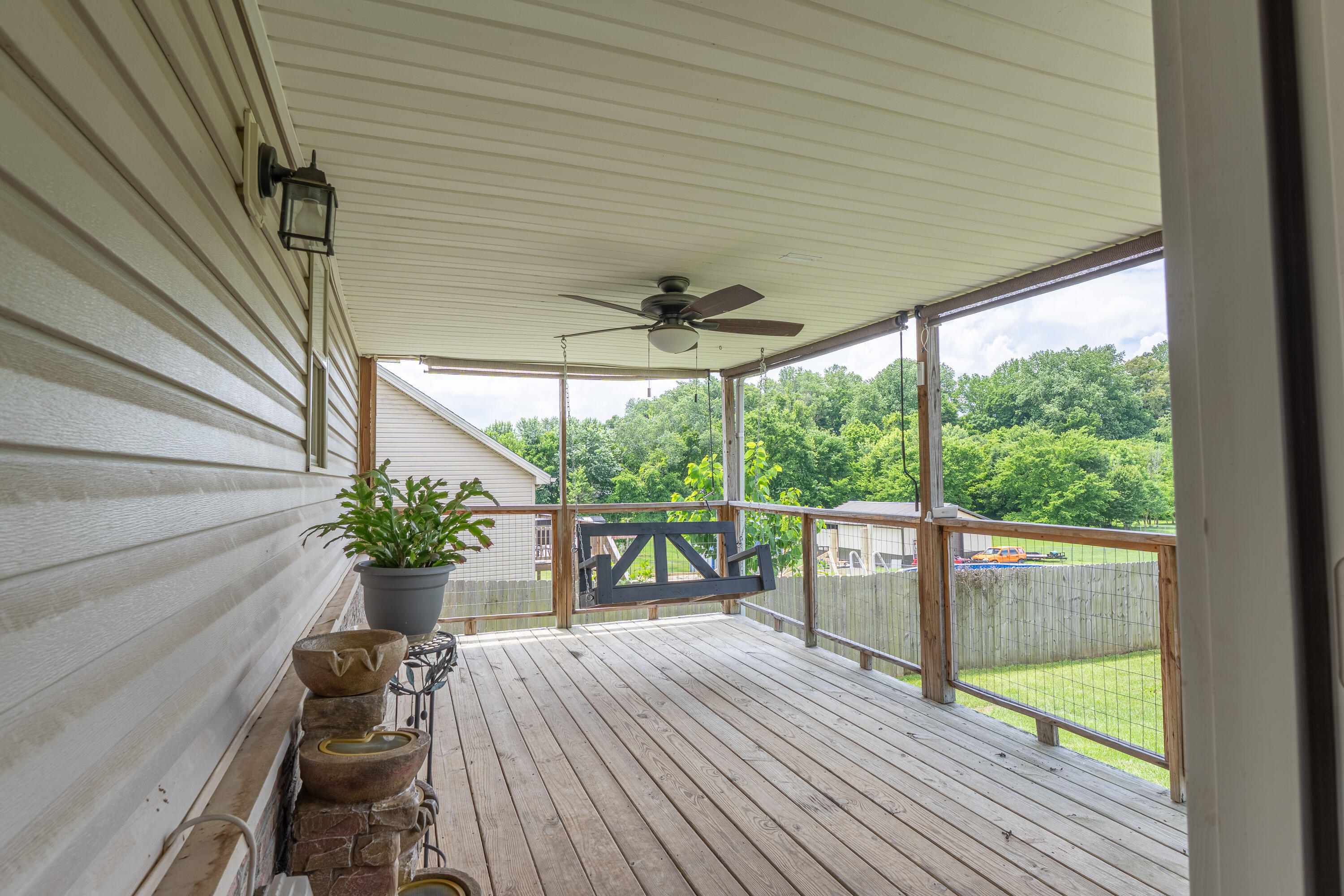 207 Clover Pointe Drive Property Photo 42