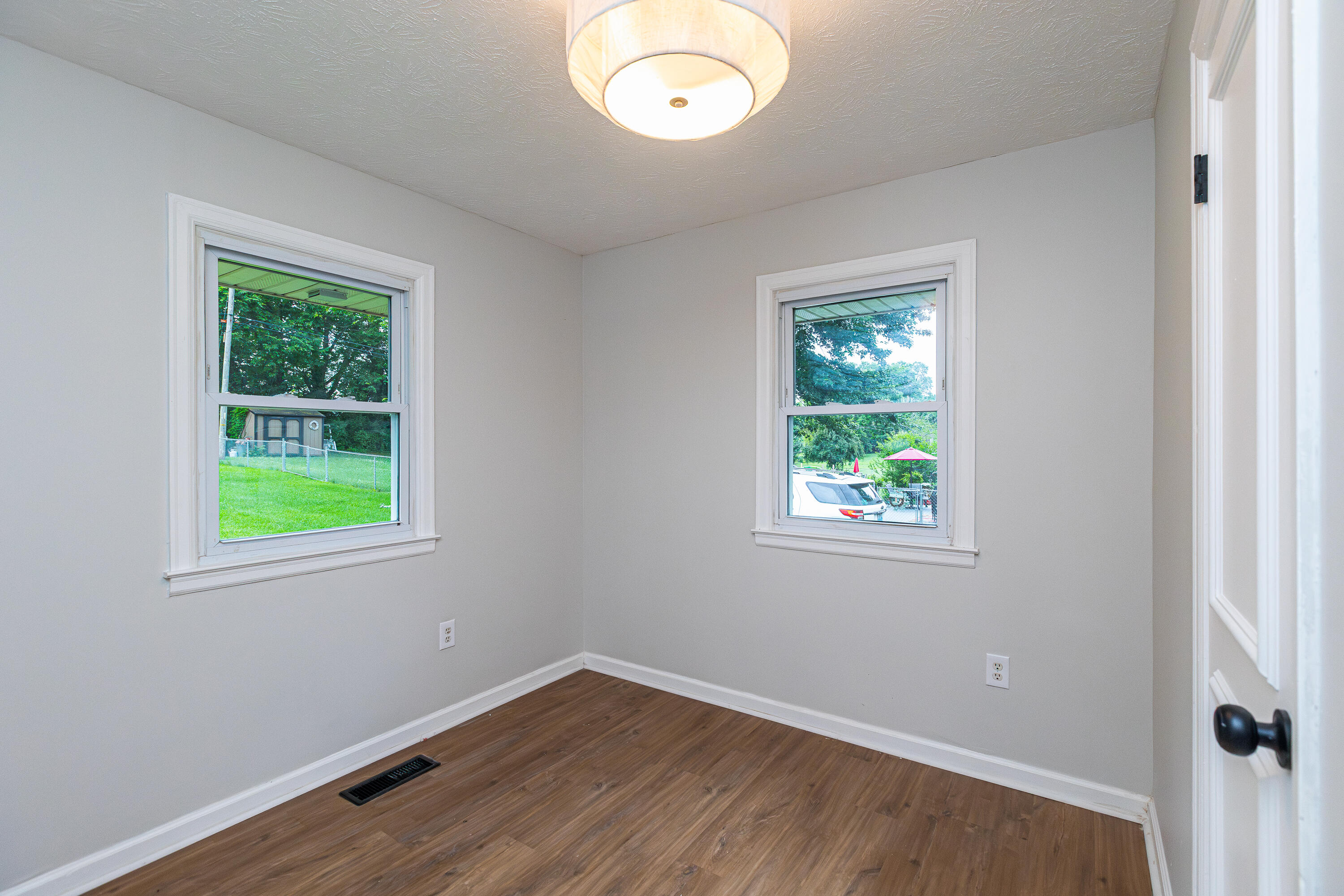 157 Westside Drive Property Photo 19