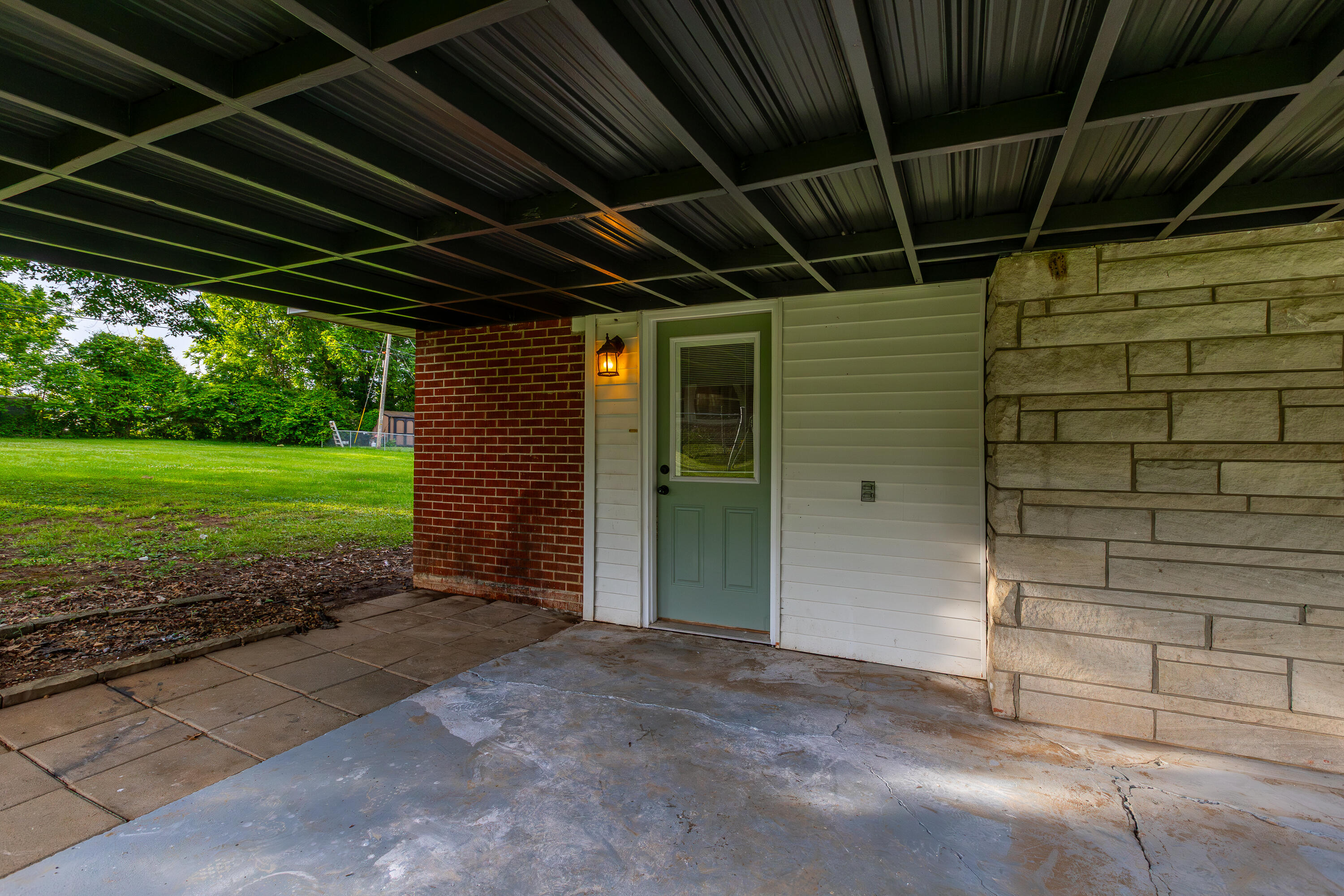 157 Westside Drive Property Photo 32