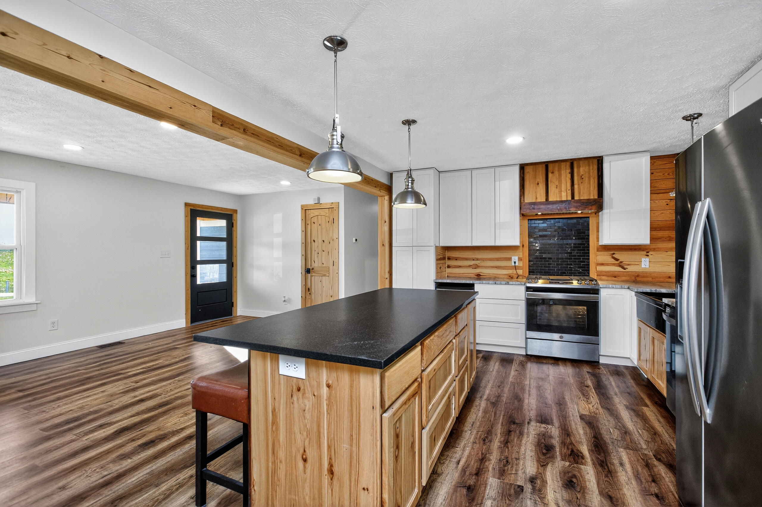 445 Ashley Camp Road Property Photo 9