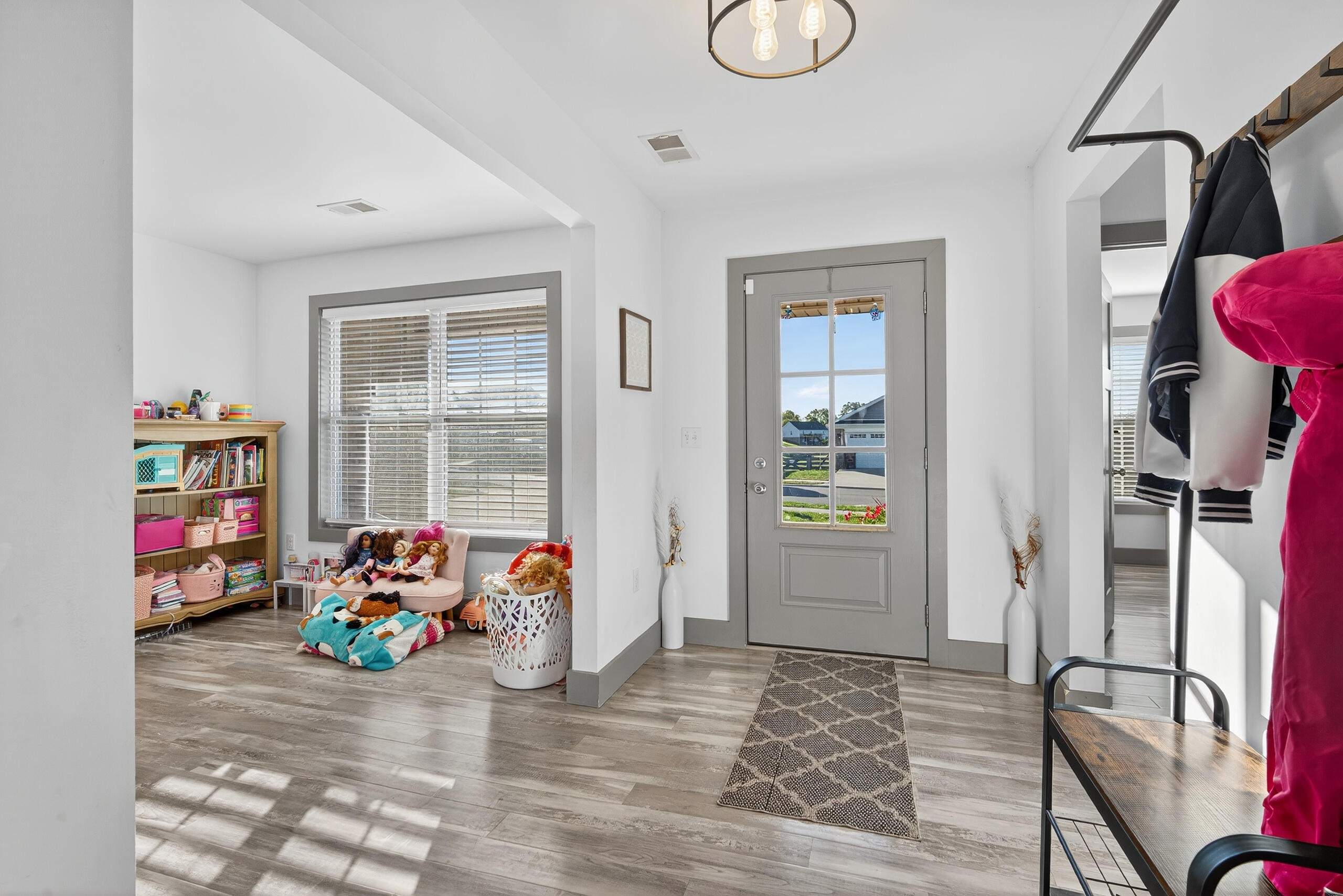 252 Meridian Way Property Photo 3