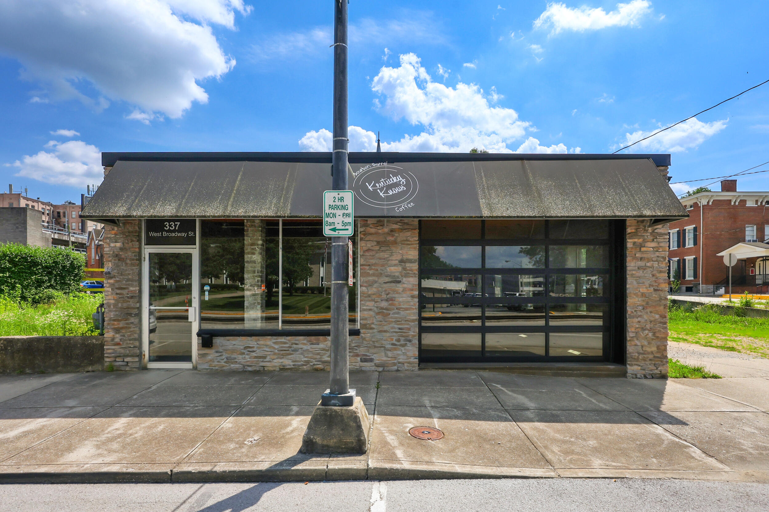 335-337 W Broadway Street Property Photo 8