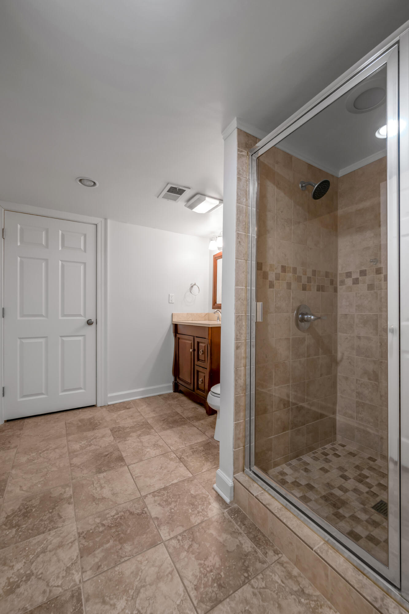 304 Holiday Road Property Photo 45