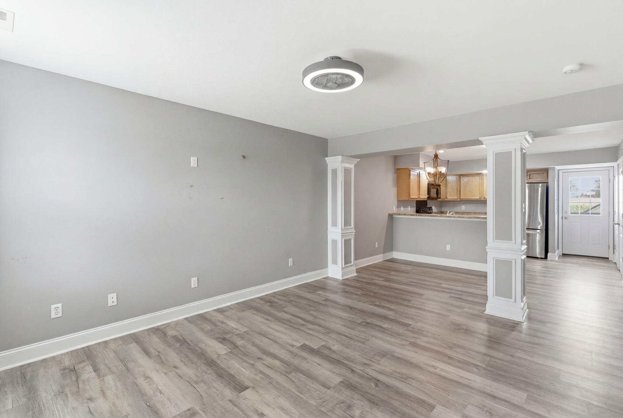 1031 Brooklyn Boulevard Unit 3 Property Photo 3