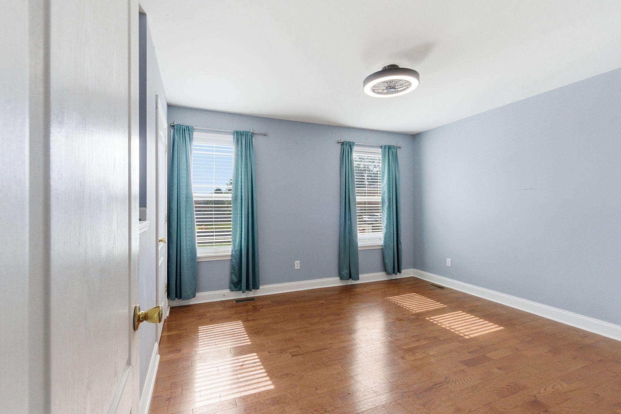 1031 Brooklyn Boulevard Unit 3 Property Photo 20