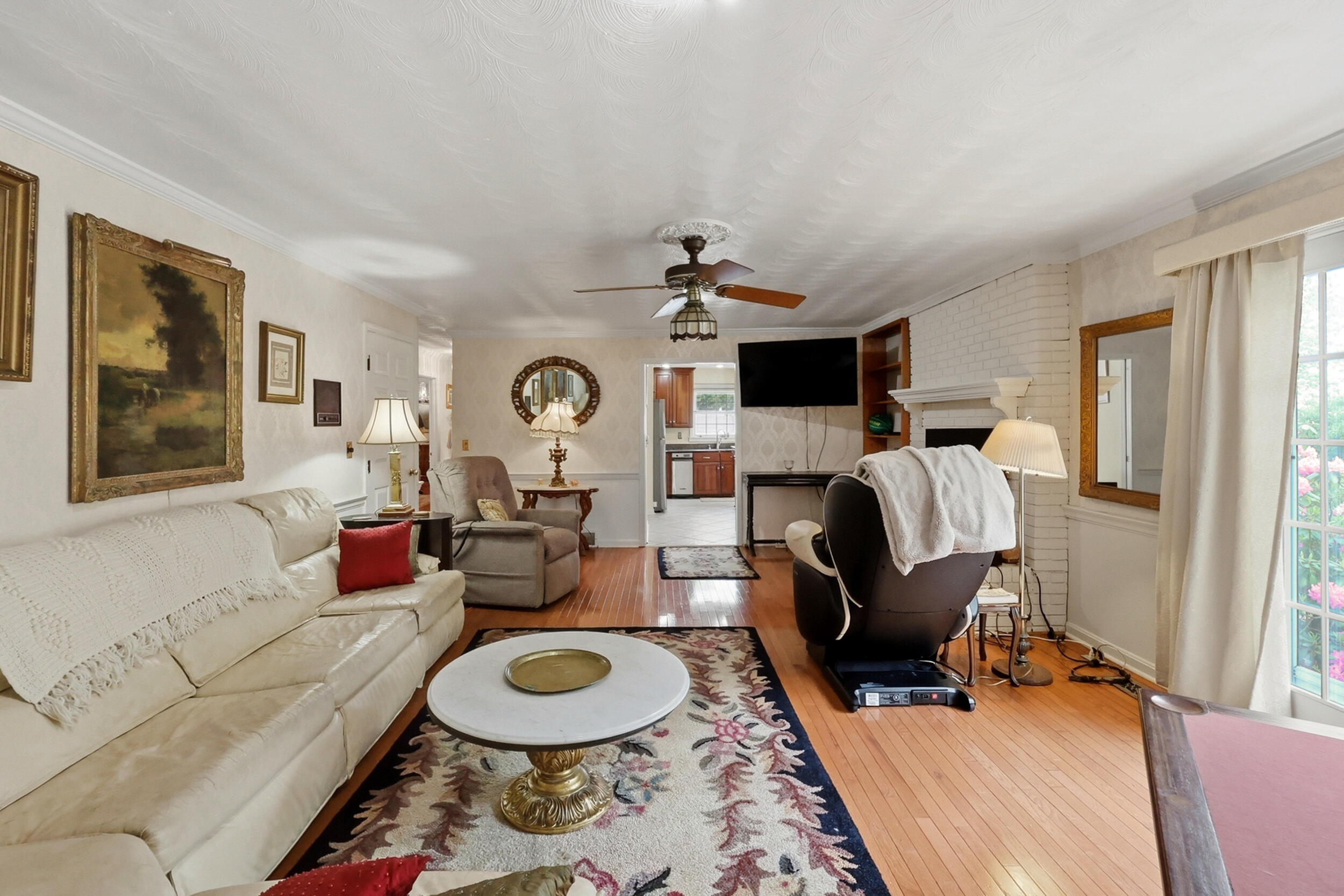 1109 Ashwood Drive Property Photo 13