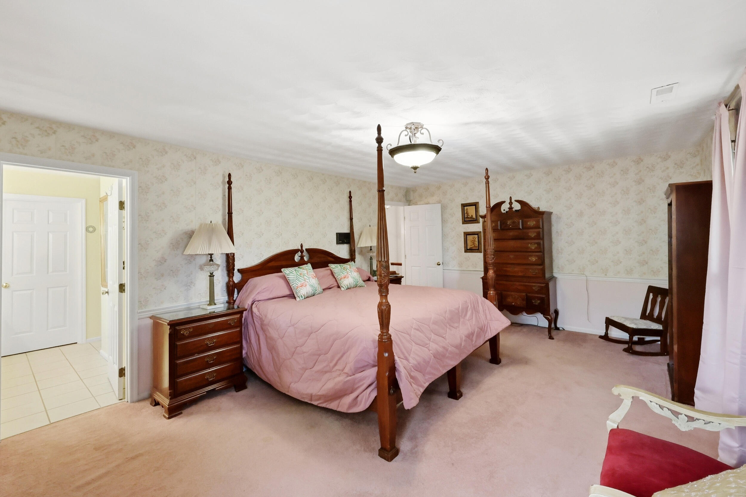1109 Ashwood Drive Property Photo 21