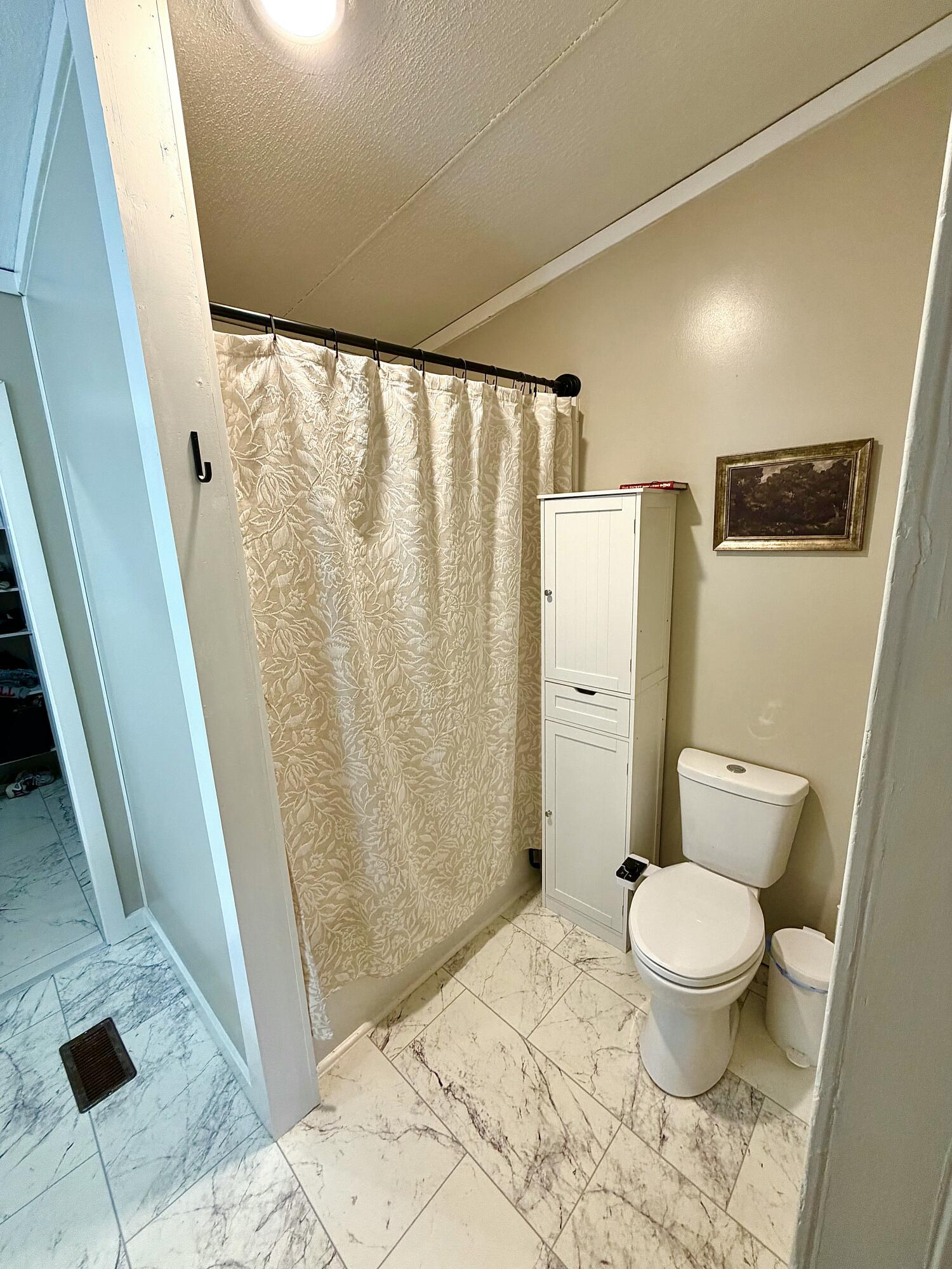 112 Speed Drive Property Photo 12