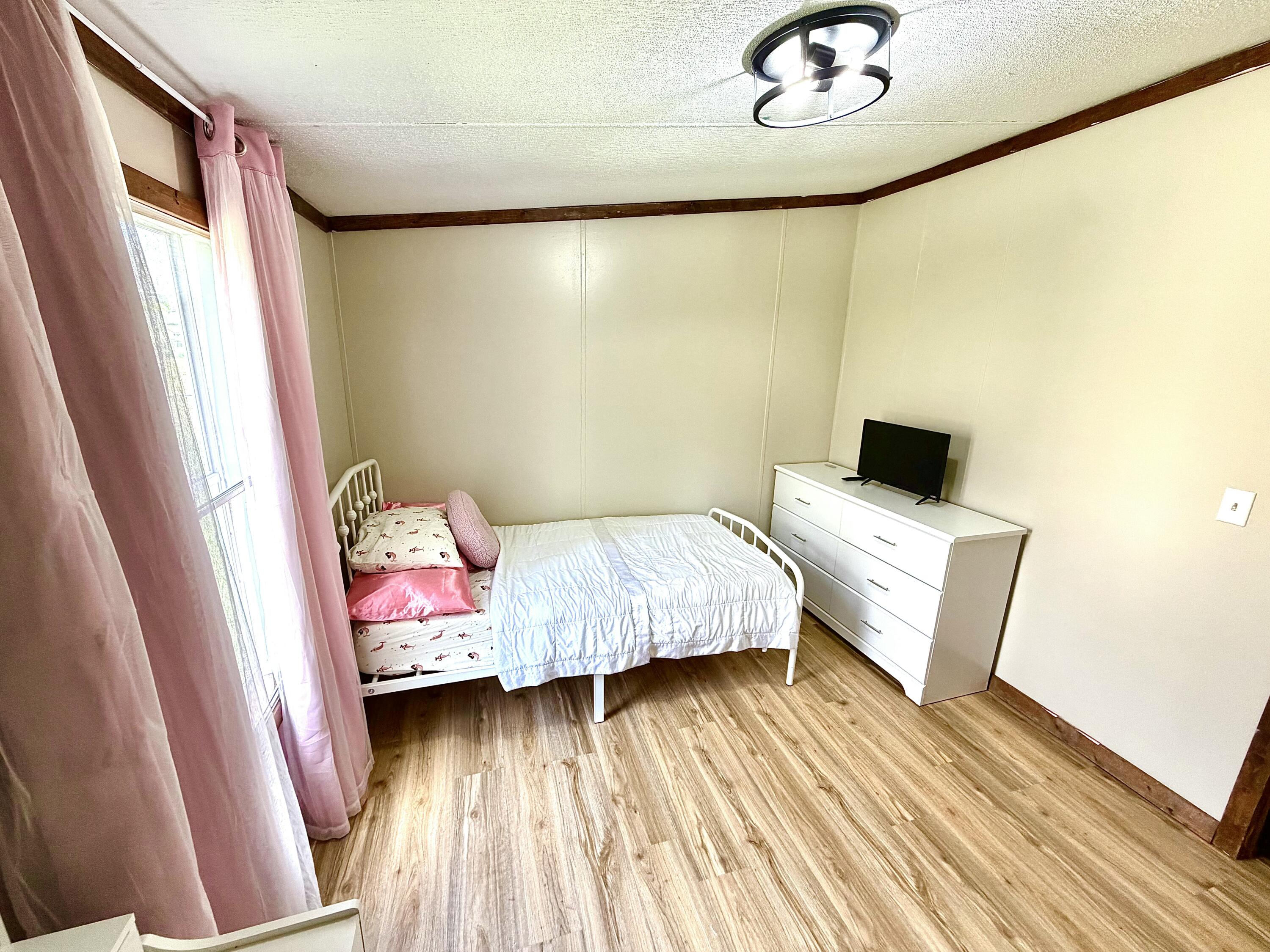 112 Speed Drive Property Photo 19