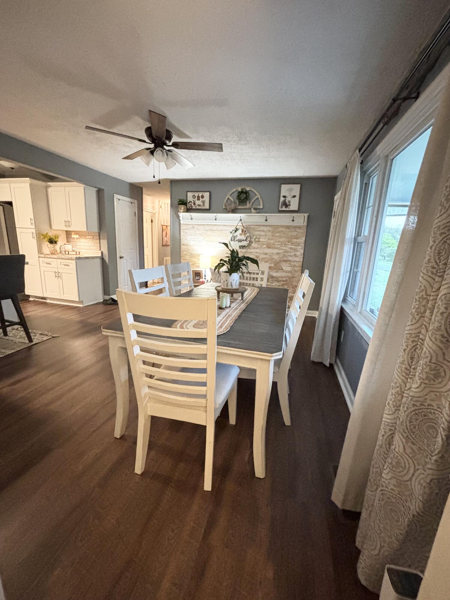 1040 Highway 469 Property Photo 13