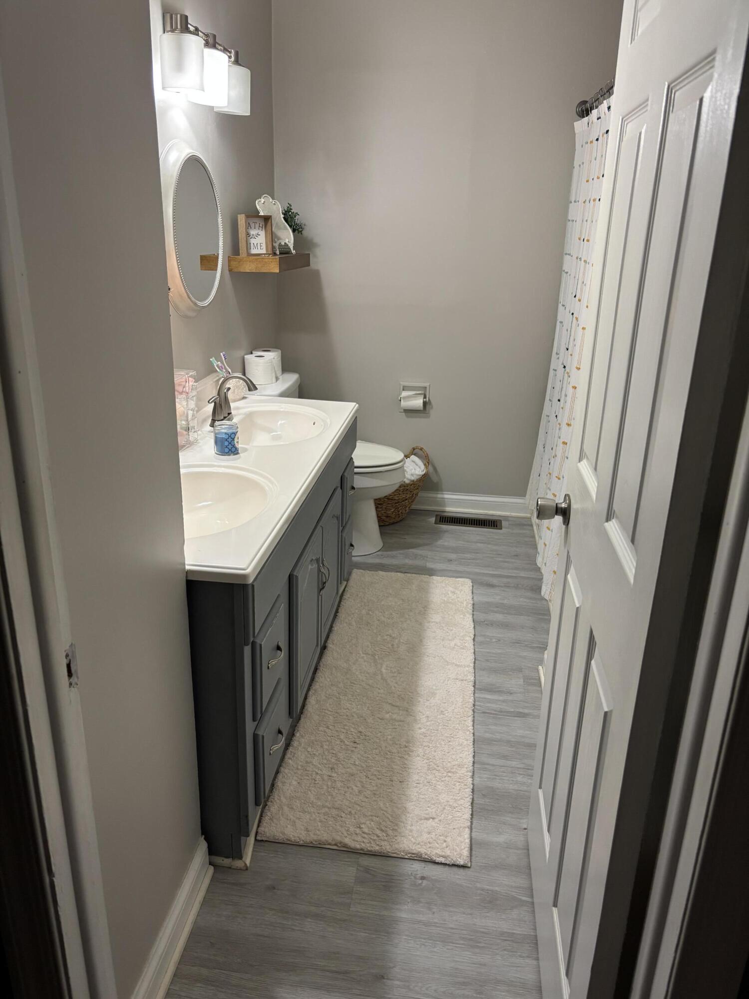 1040 Highway 469 Property Photo 18