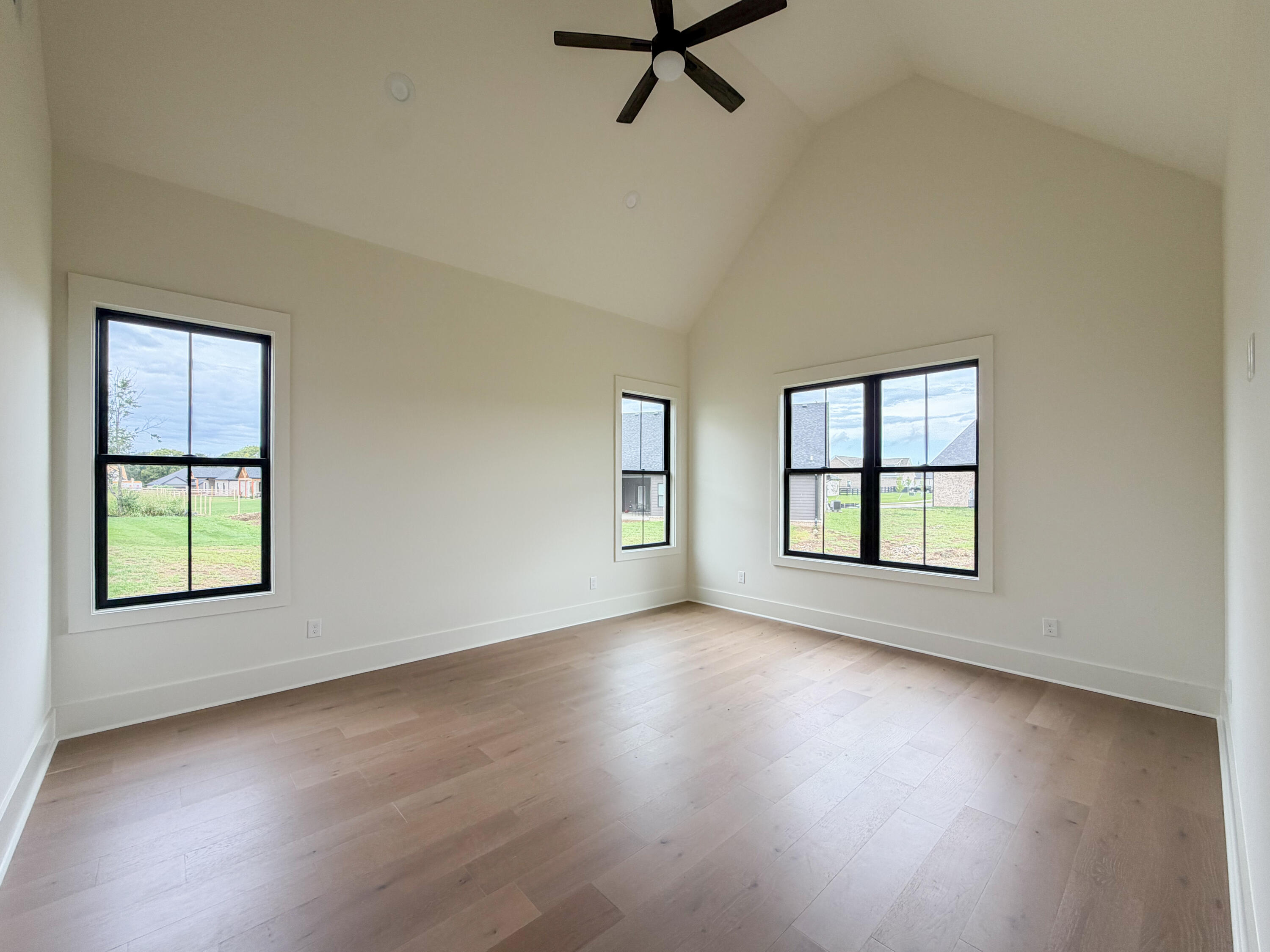 229 Madison Avenue Property Photo 18