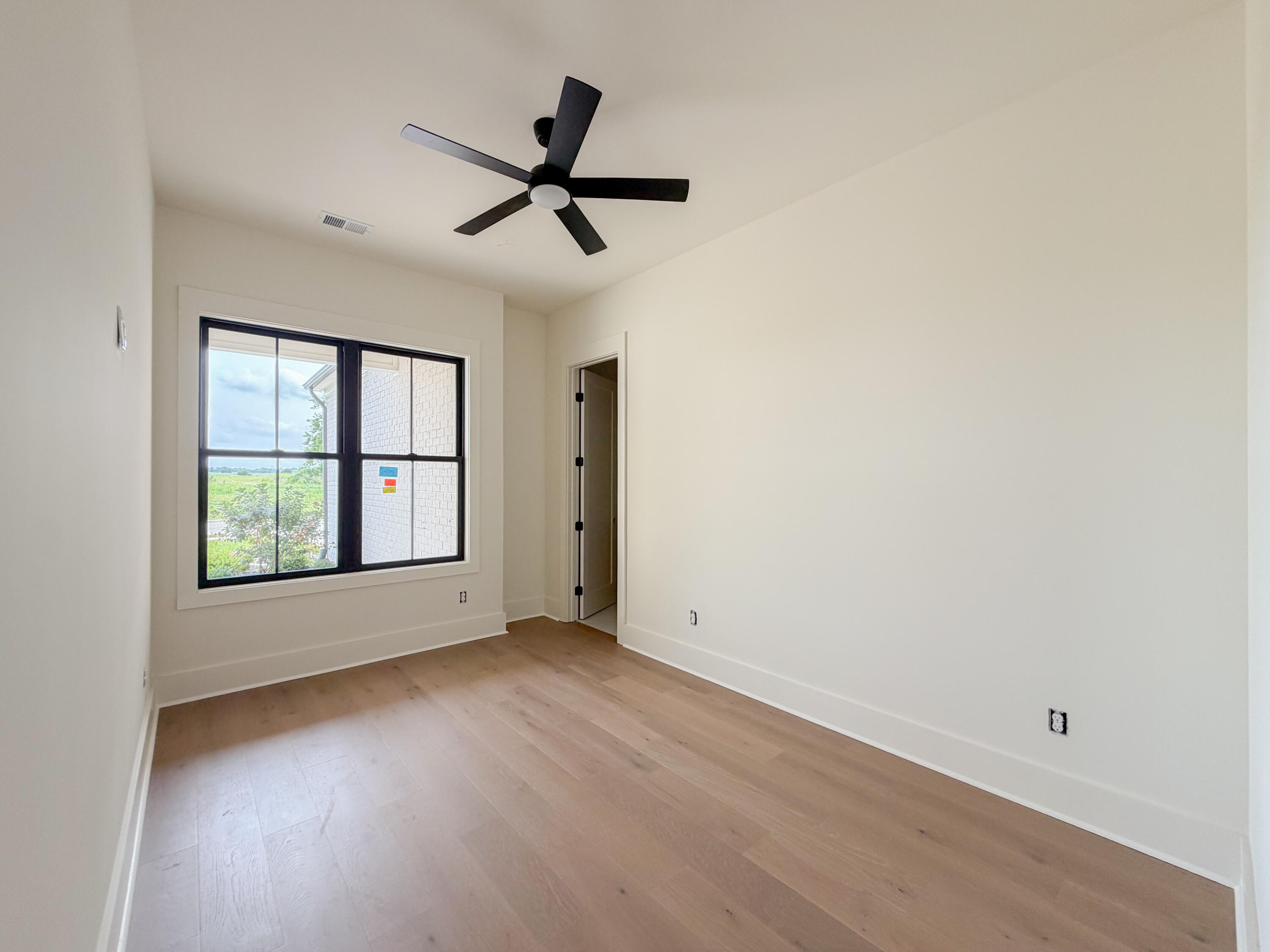 229 Madison Avenue Property Photo 30