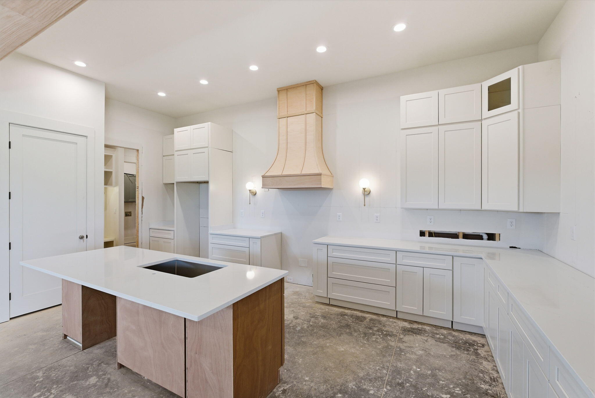 229 Madison Avenue Property Photo 33