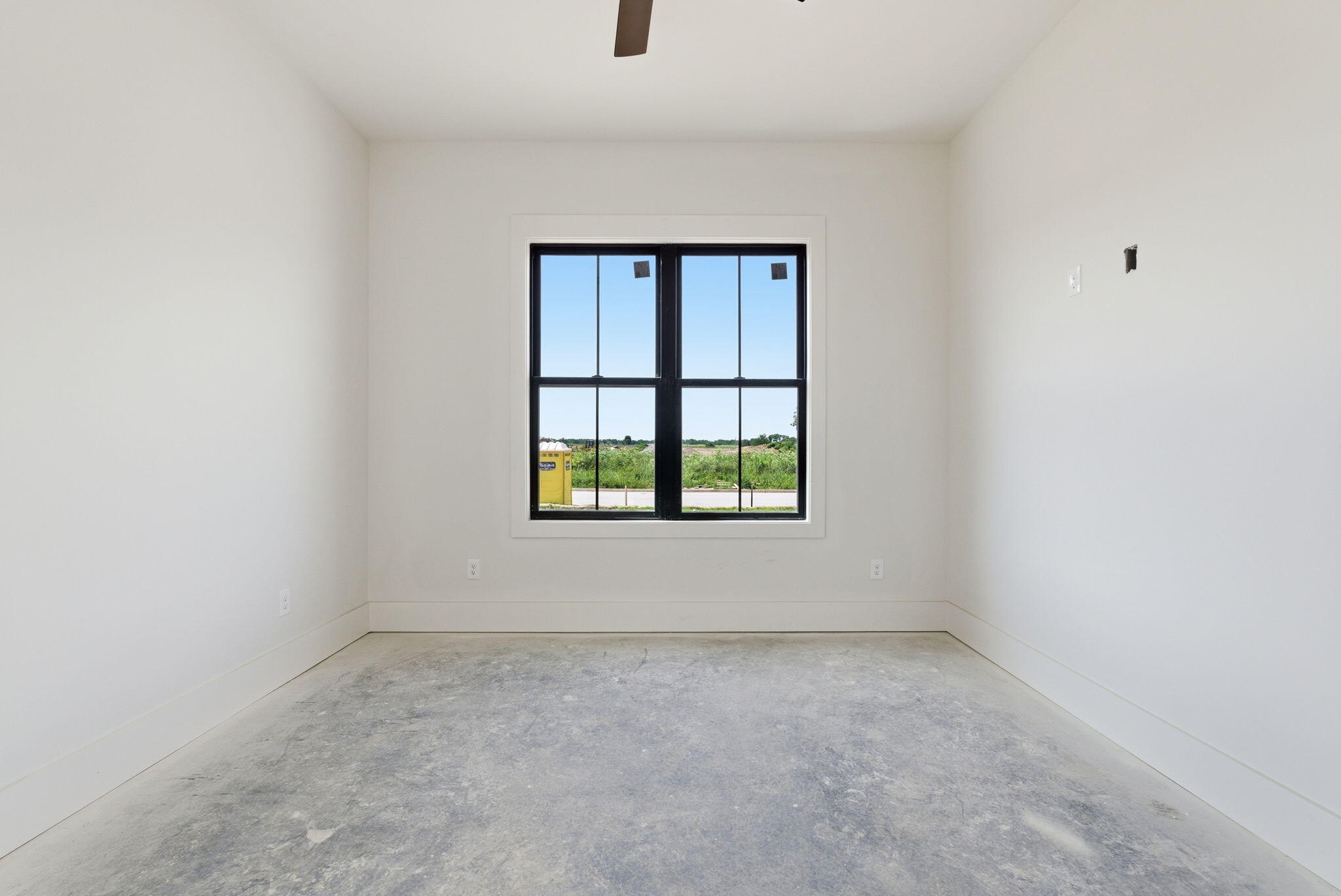 229 Madison Avenue Property Photo 45
