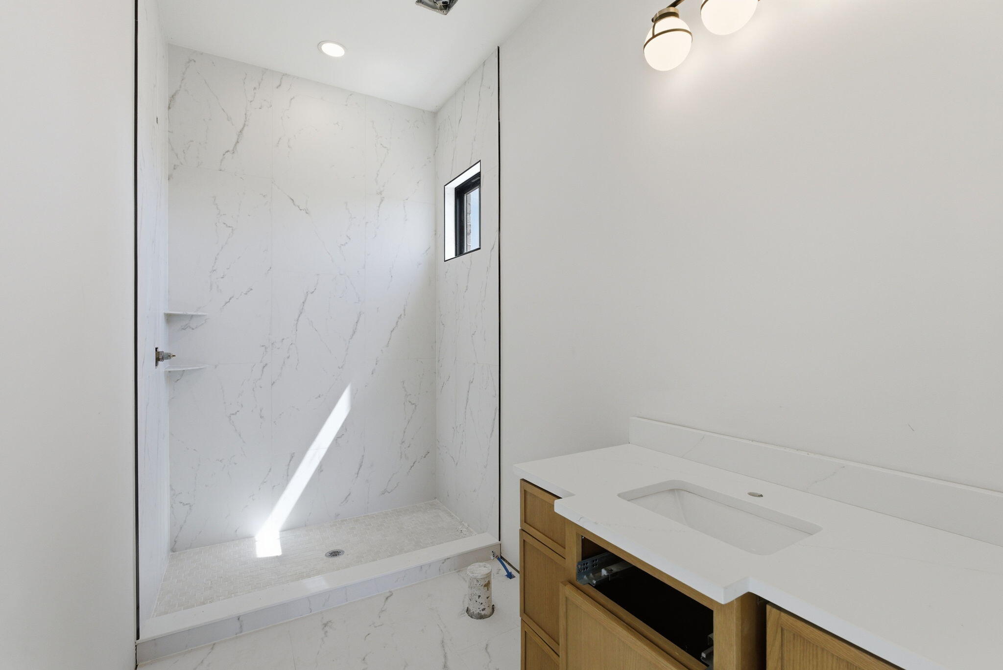 229 Madison Avenue Property Photo 47