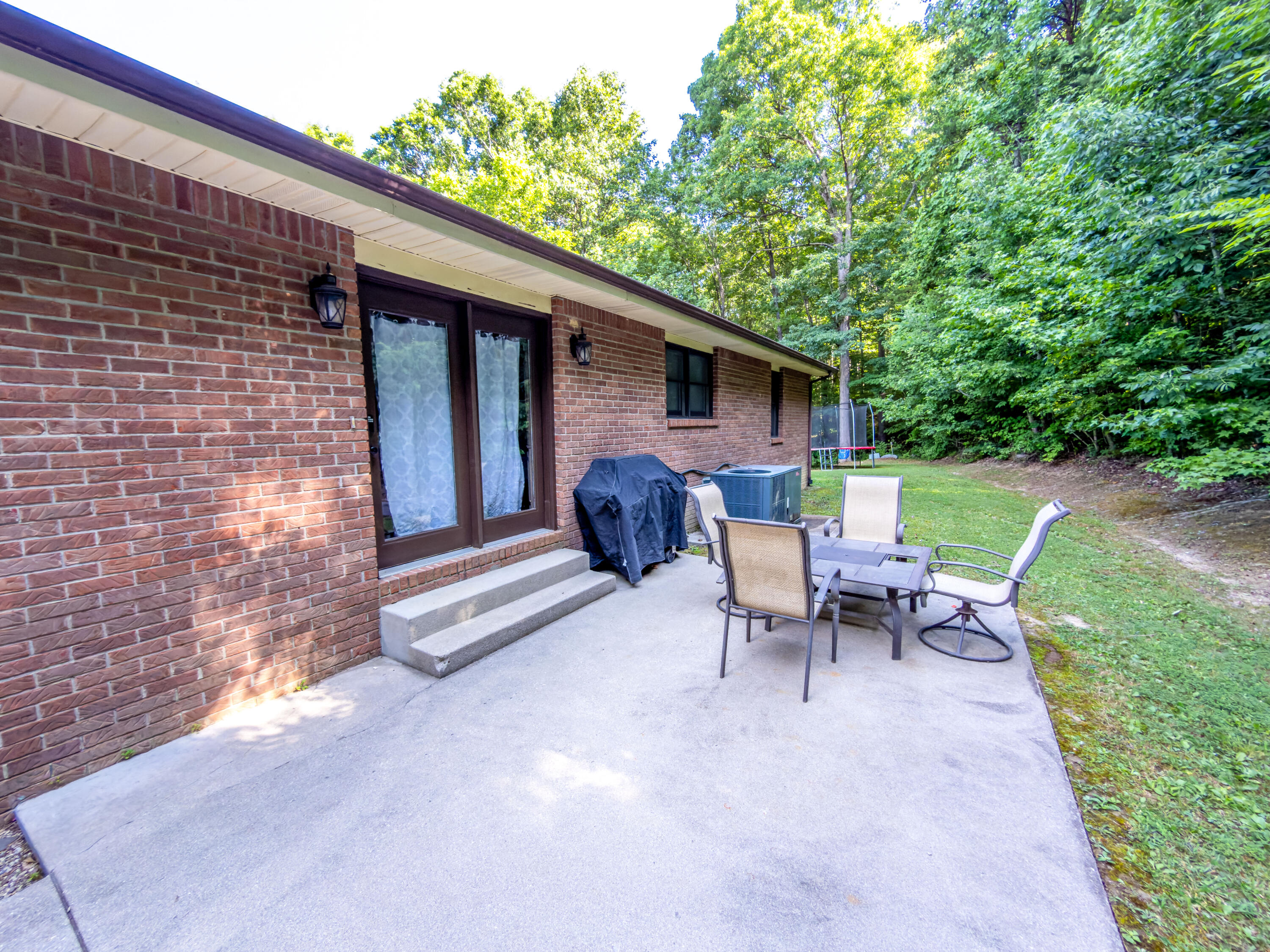 400 Buc Road Property Photo 8